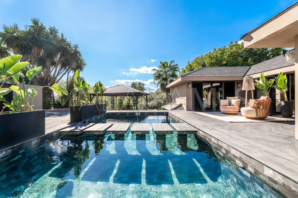 Villa for sale in Guadalmina Alta