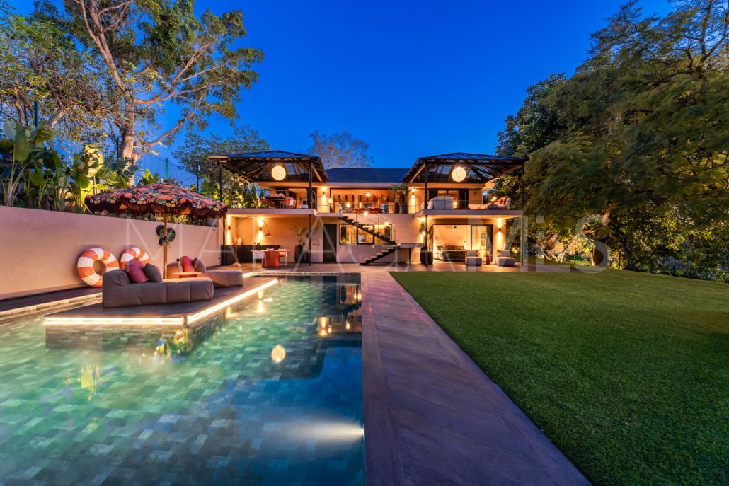 Villa for sale in Guadalmina Alta