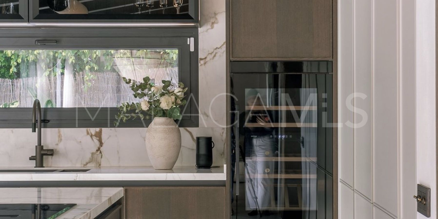 Se vende villa in Nueva Andalucia with 5 bedrooms