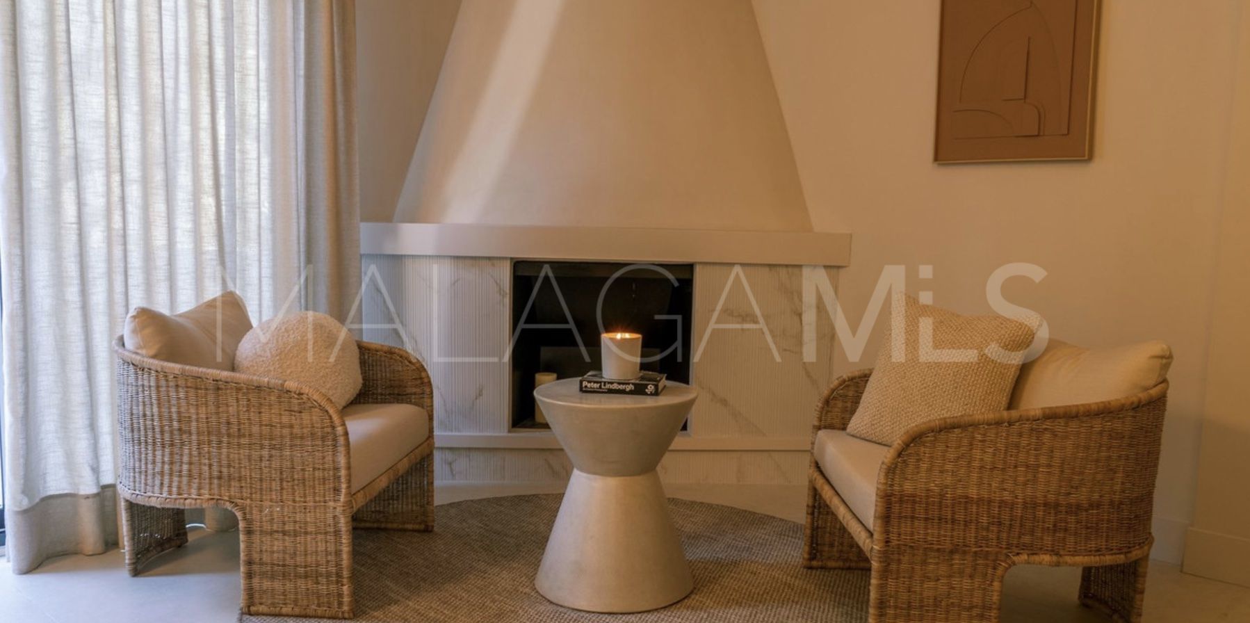 Se vende villa in Nueva Andalucia with 5 bedrooms