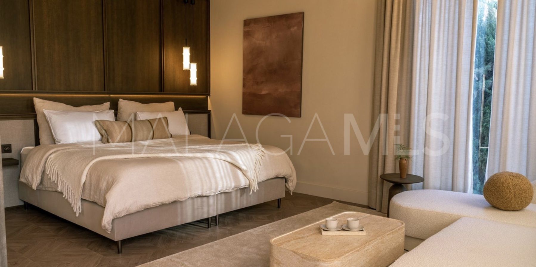 Se vende villa in Nueva Andalucia with 5 bedrooms