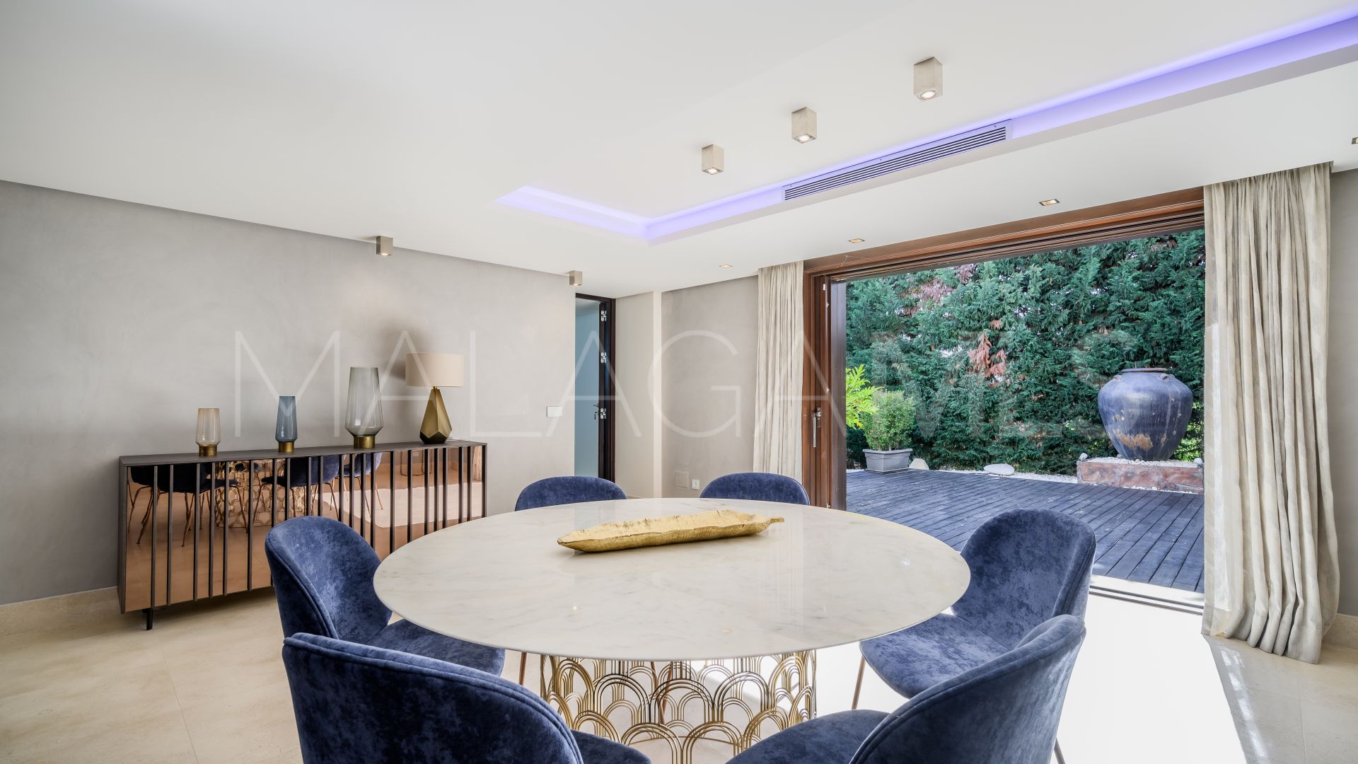 Villa for sale in Los Flamingos