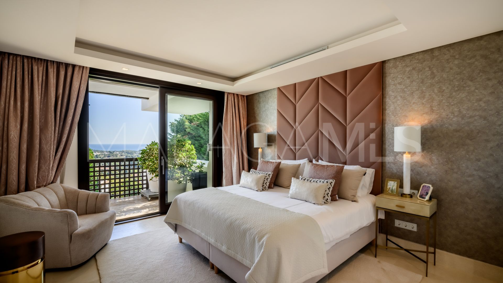 Villa for sale in Los Flamingos