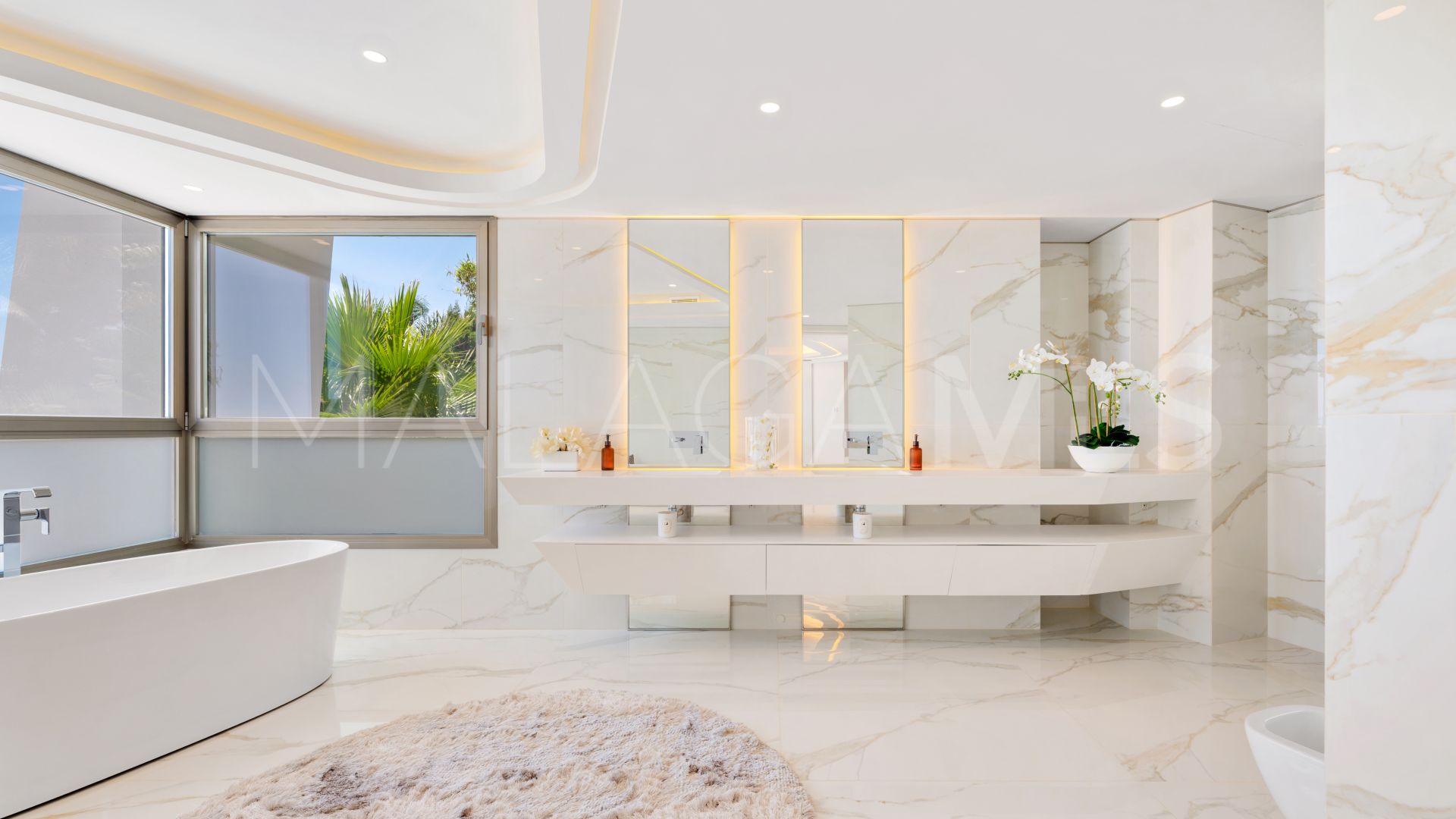 Se vende villa de 6 bedrooms in Los Monteros Playa