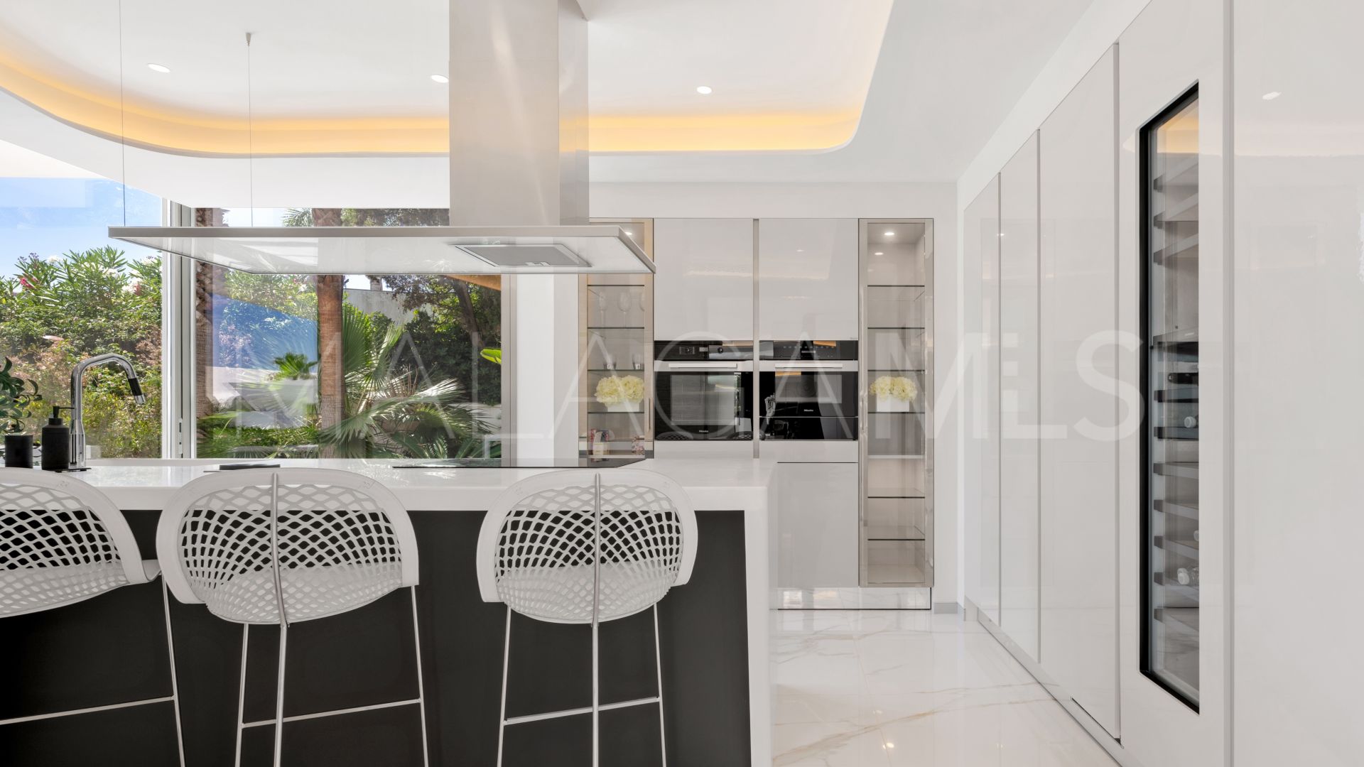 Se vende villa de 6 bedrooms in Los Monteros Playa