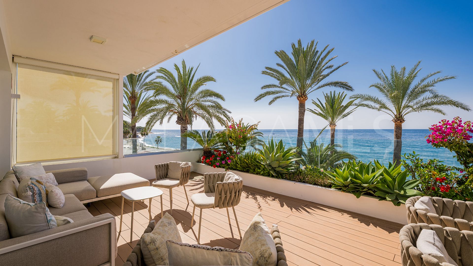 Appartement terrasse for sale in Oasis de Marbella