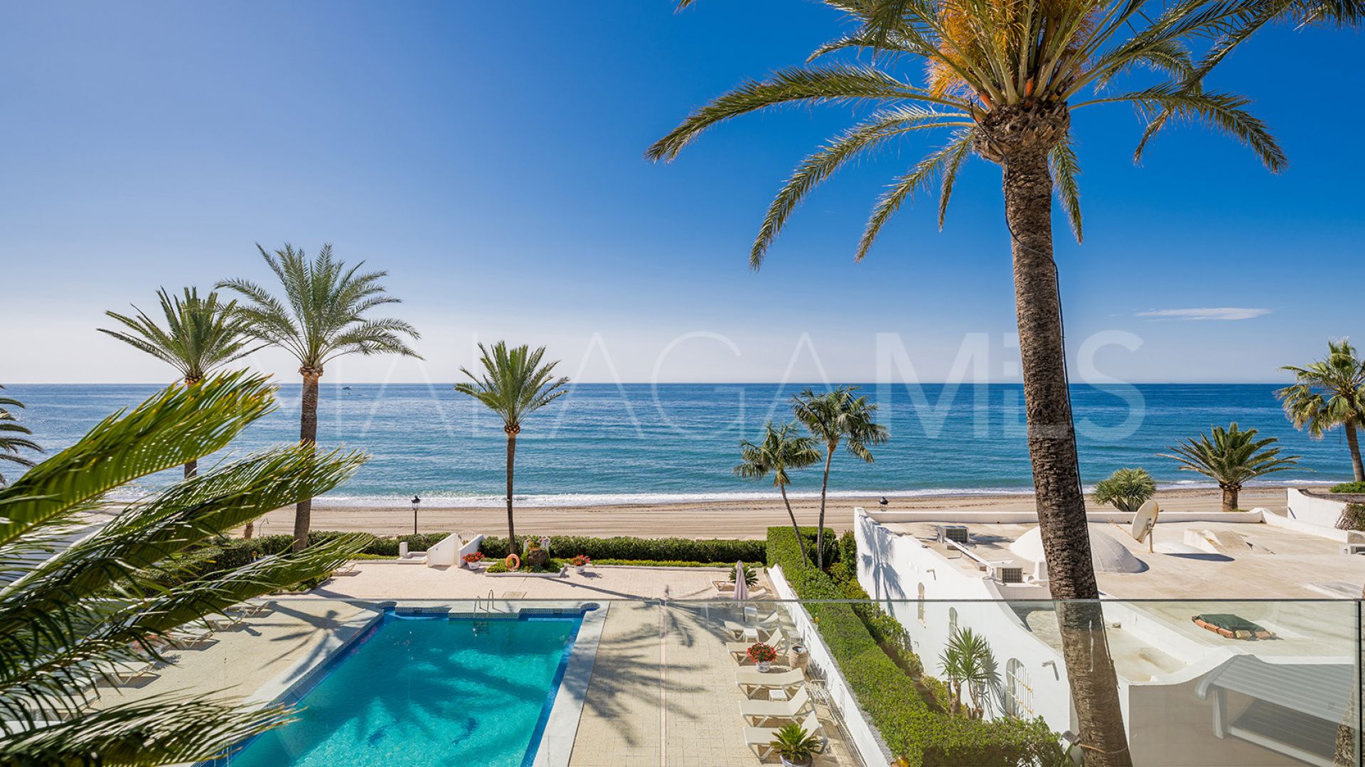 Appartement terrasse for sale in Oasis de Marbella