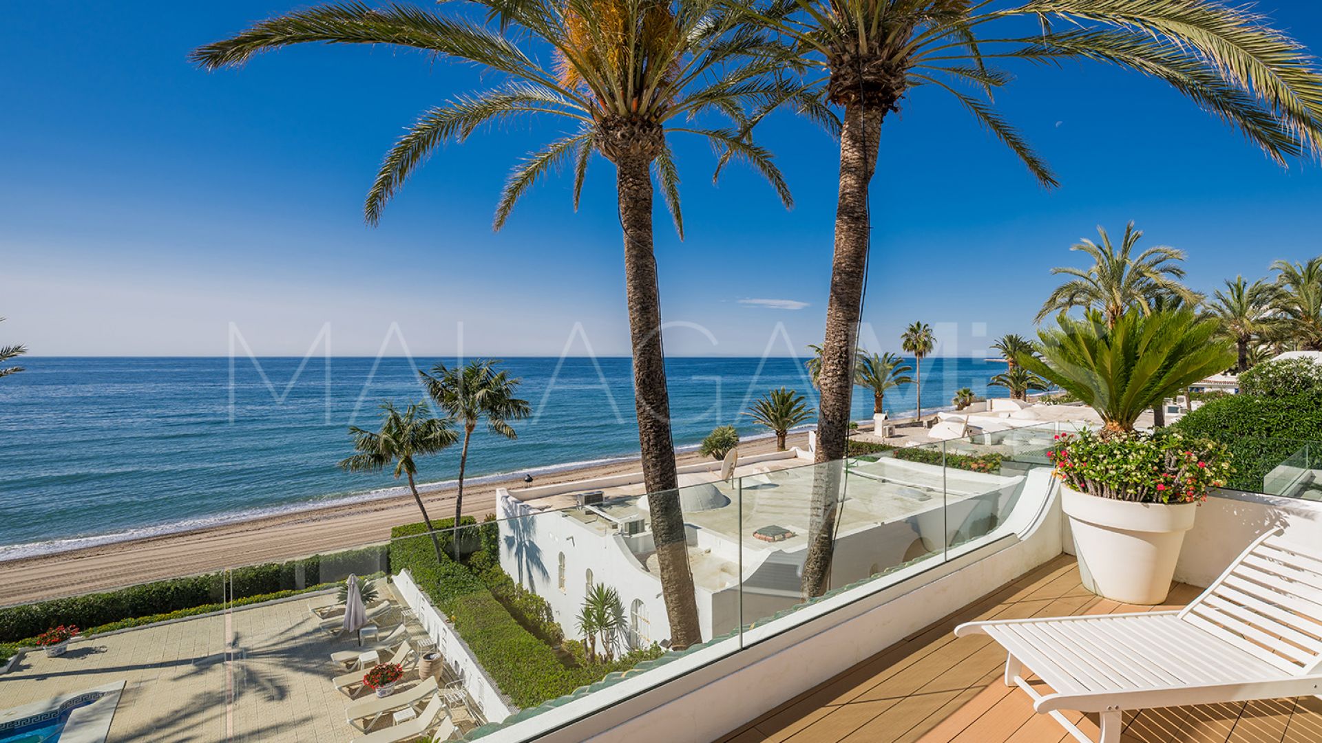 Appartement terrasse for sale in Oasis de Marbella
