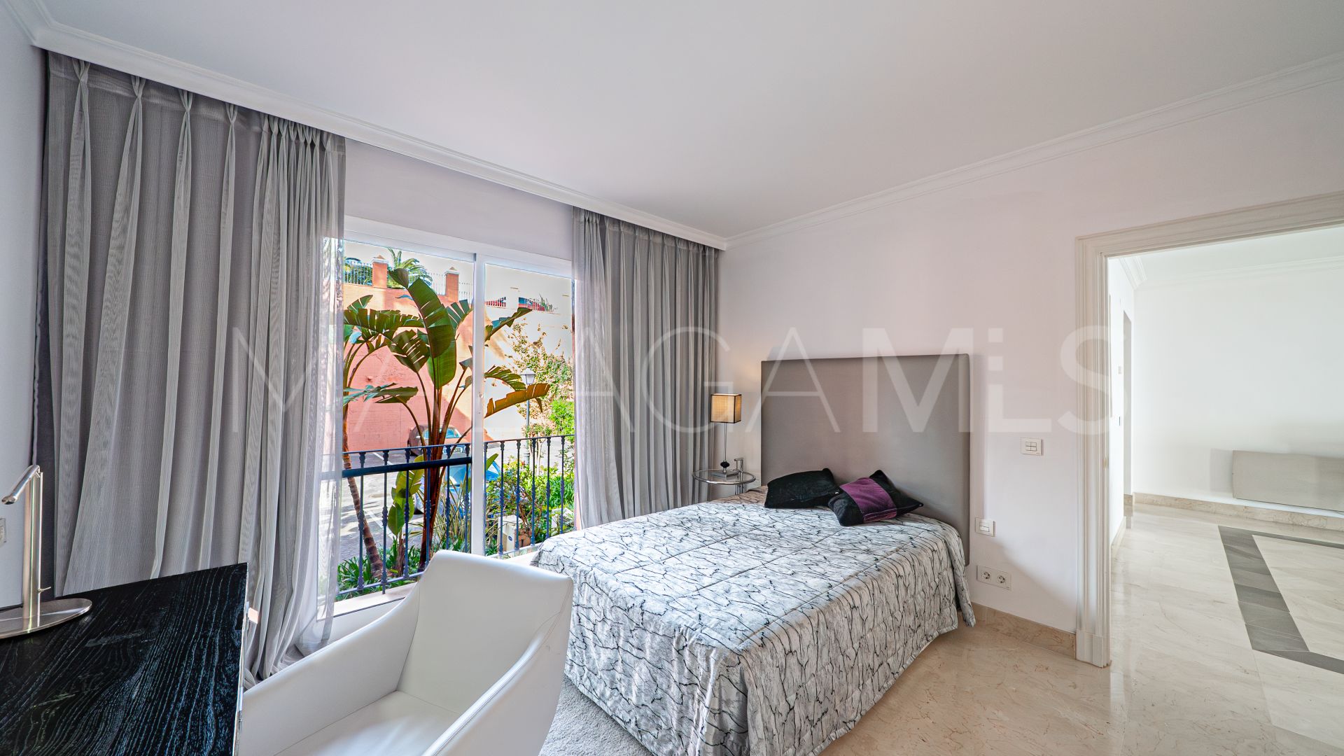 Apartment for sale in La Mairena