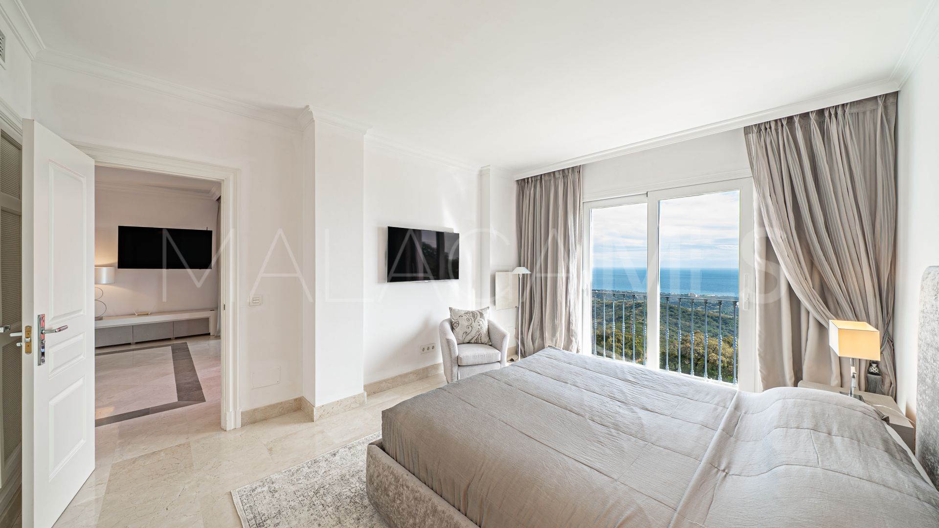Apartment for sale in La Mairena