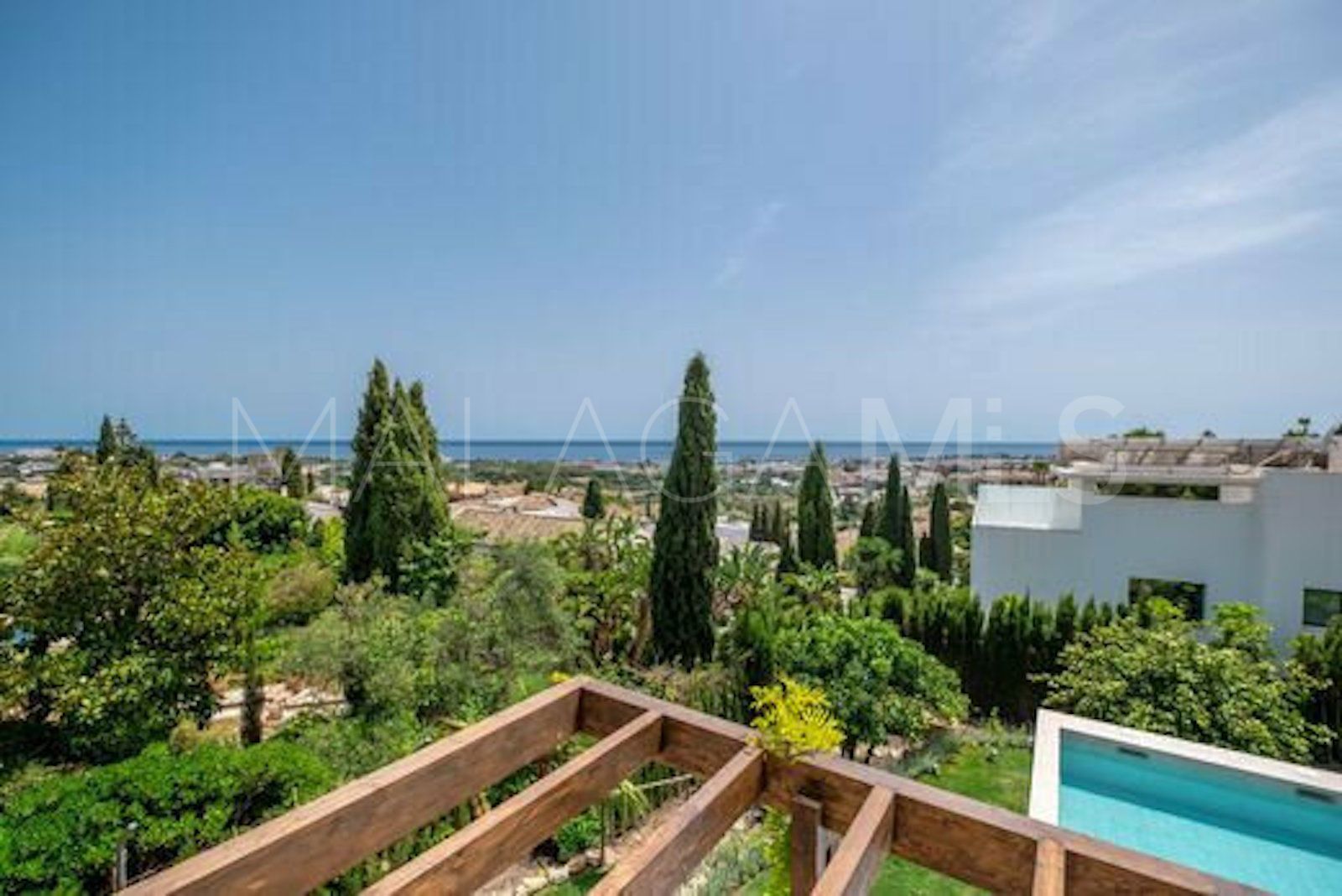 Villa for sale in Paraiso Alto