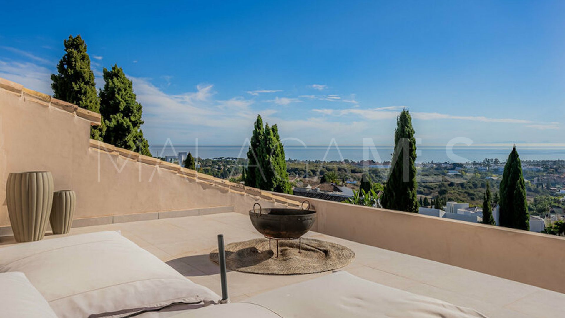 Villa for sale in Paraiso Alto