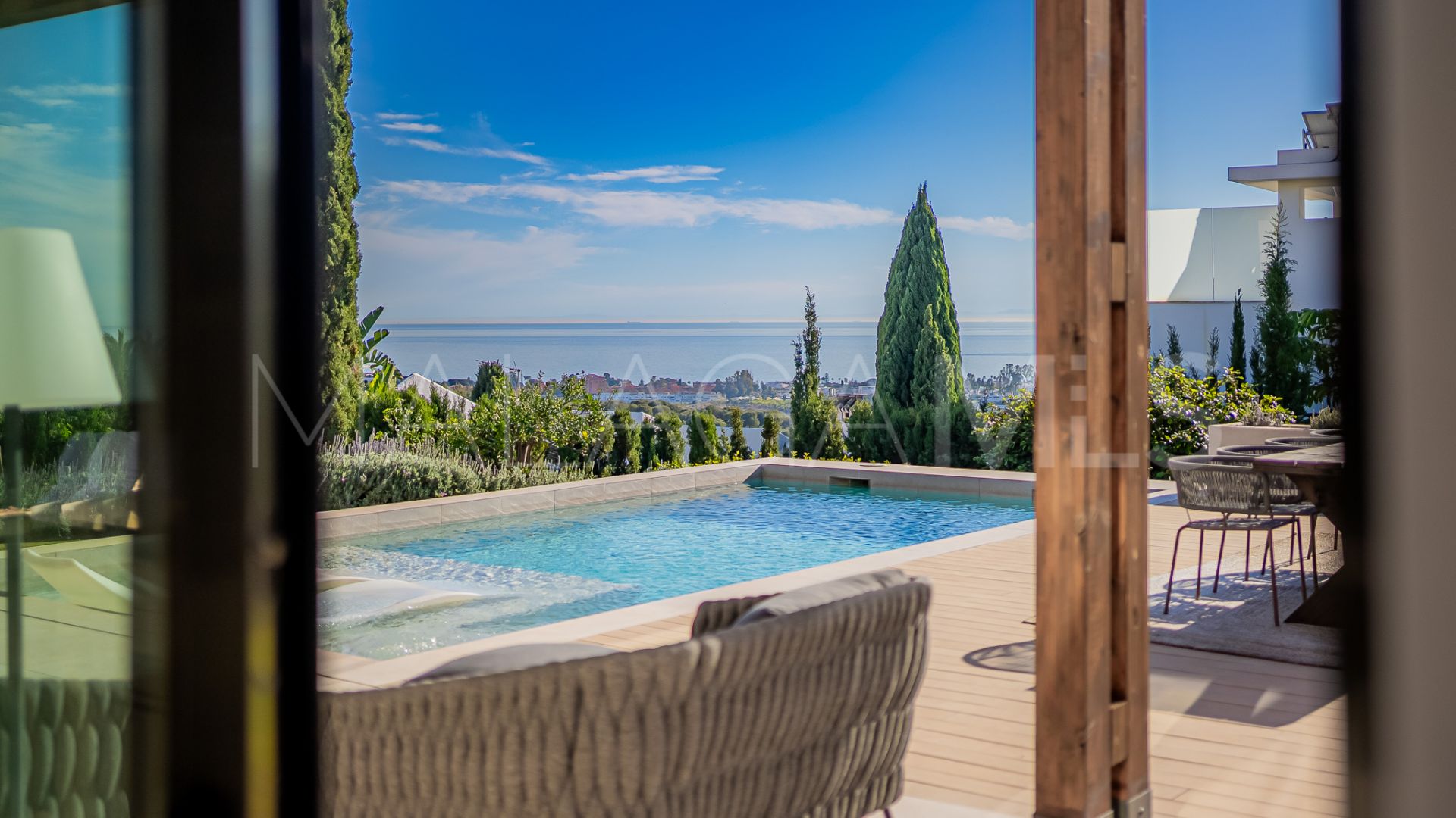 Villa for sale in Paraiso Alto