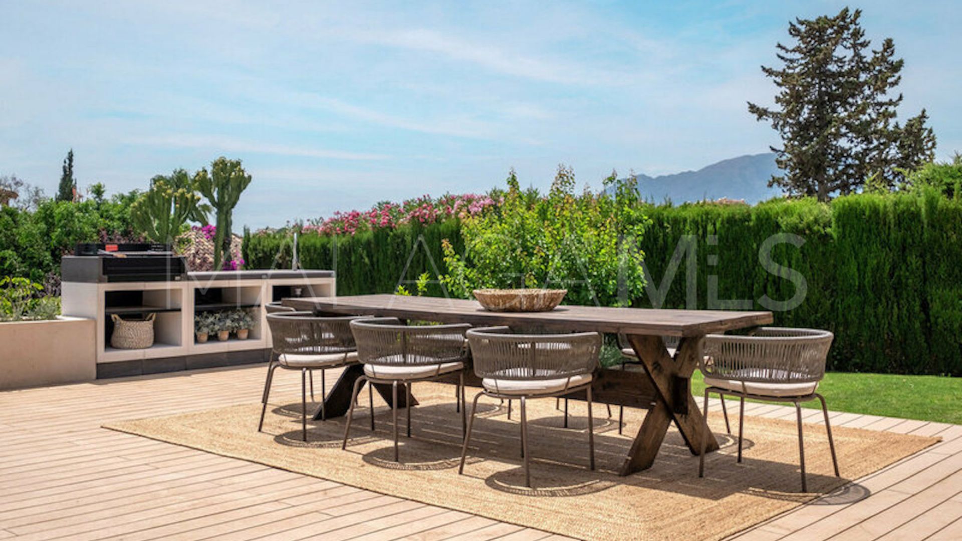 Villa for sale in Paraiso Alto