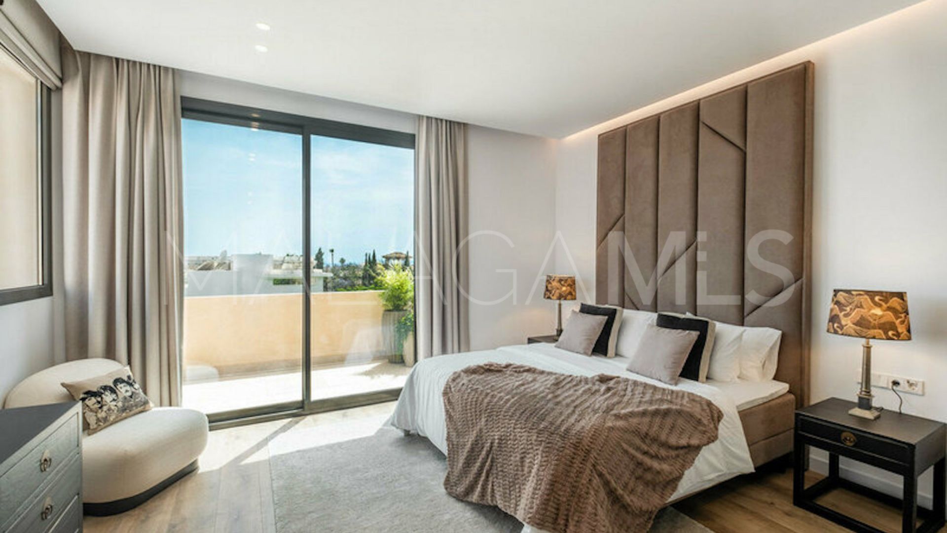 Villa for sale in Paraiso Alto