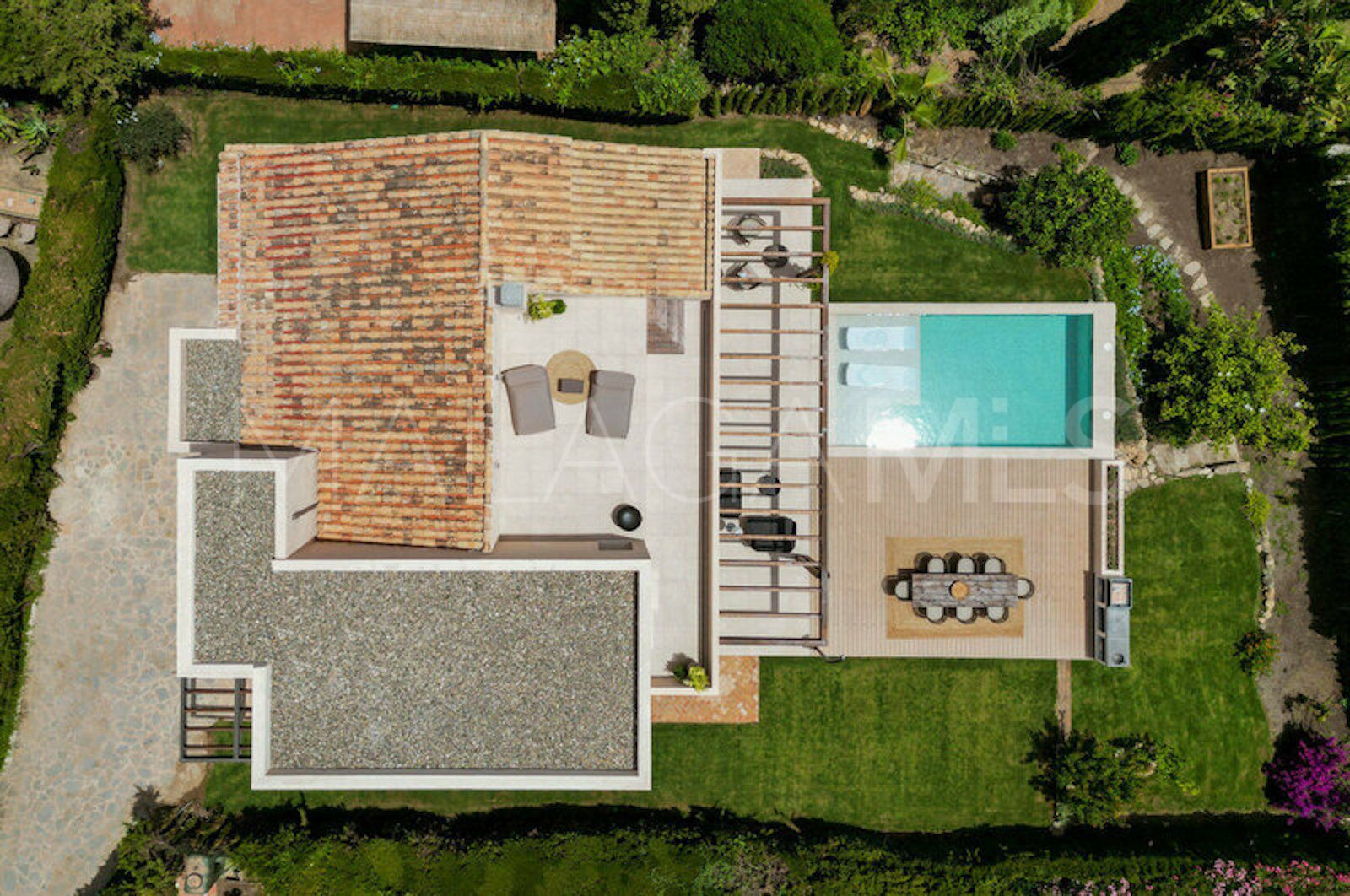 Villa for sale in Paraiso Alto