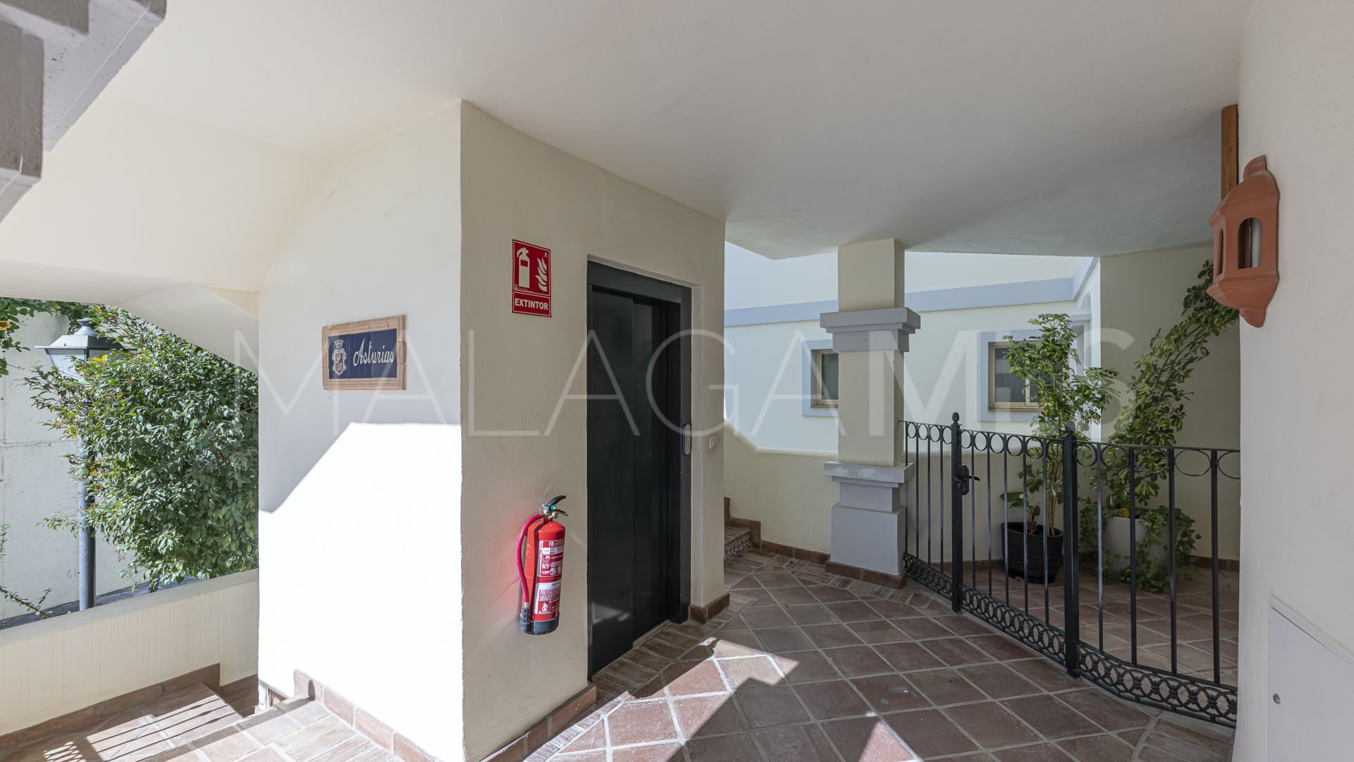 Appartement rez de chaussée for sale in Palacetes Los Belvederes