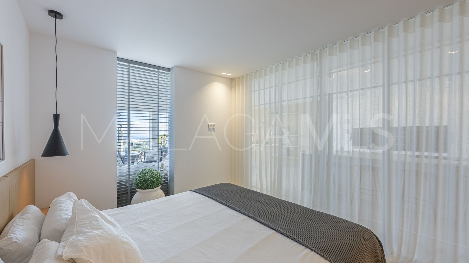Appartement rez de chaussée for sale in Palacetes Los Belvederes