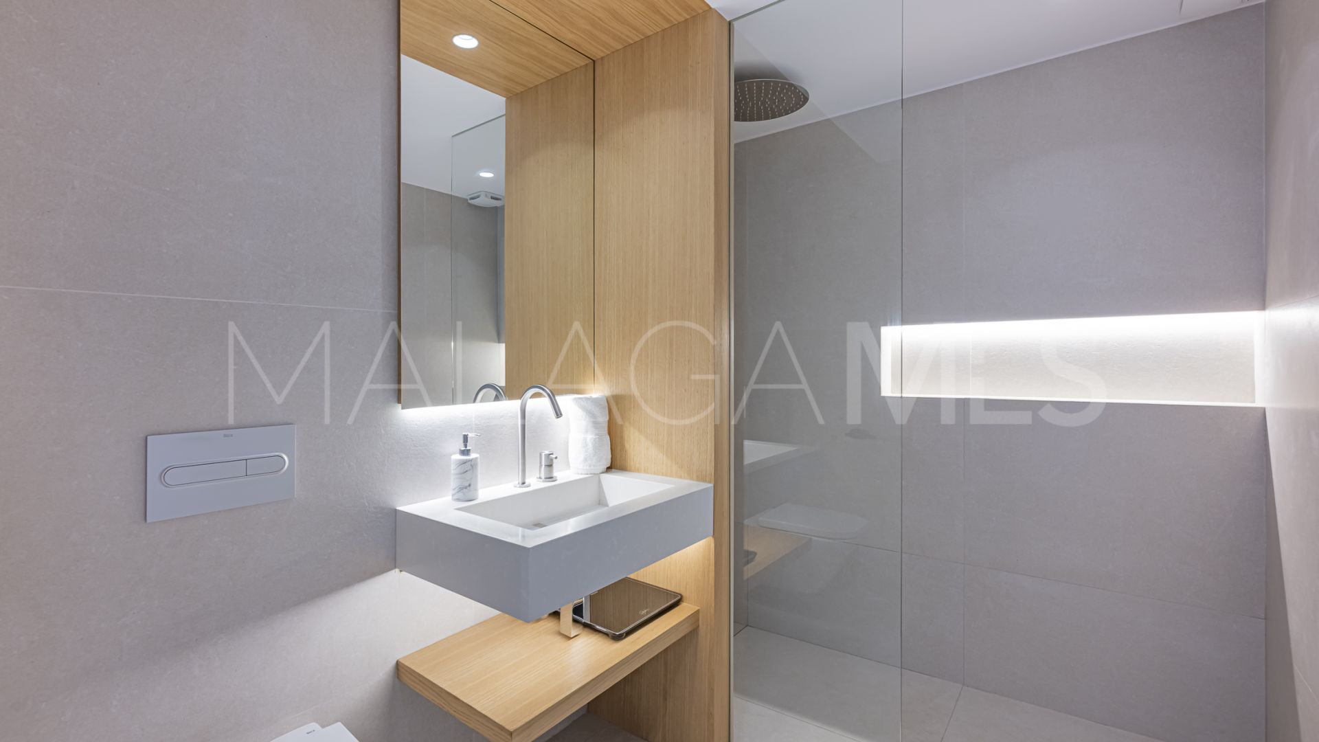 Appartement rez de chaussée for sale in Palacetes Los Belvederes