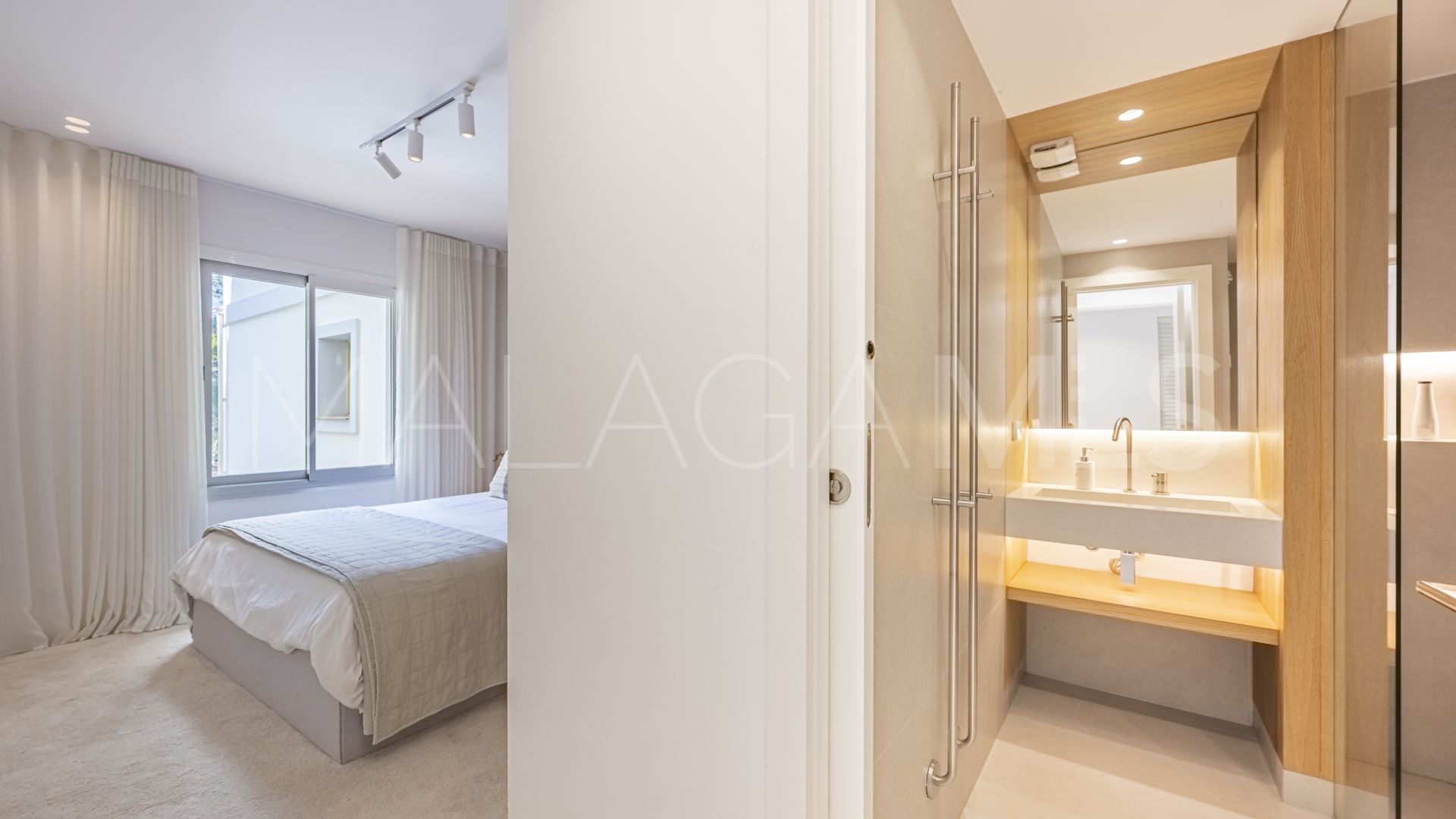 Appartement rez de chaussée for sale in Palacetes Los Belvederes