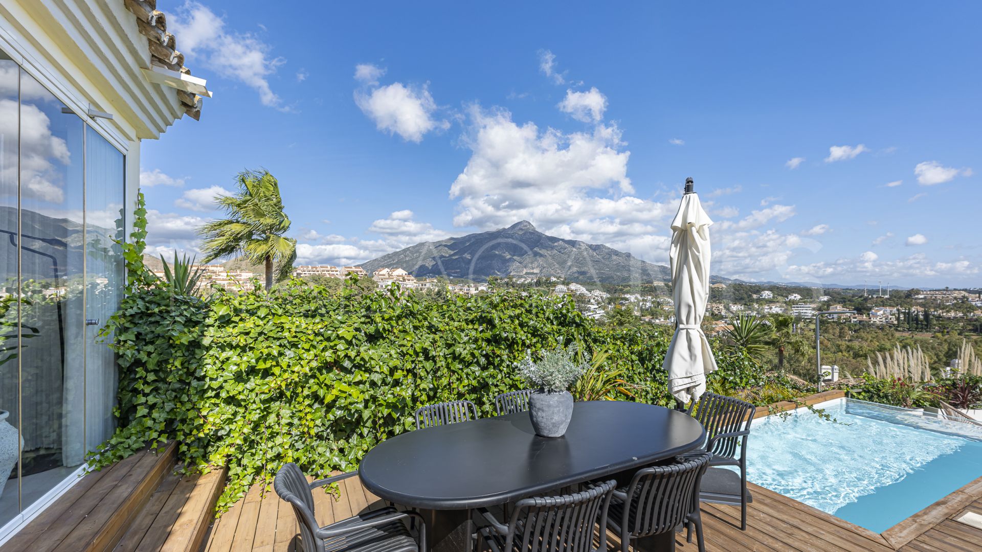 Appartement rez de chaussée for sale in Palacetes Los Belvederes