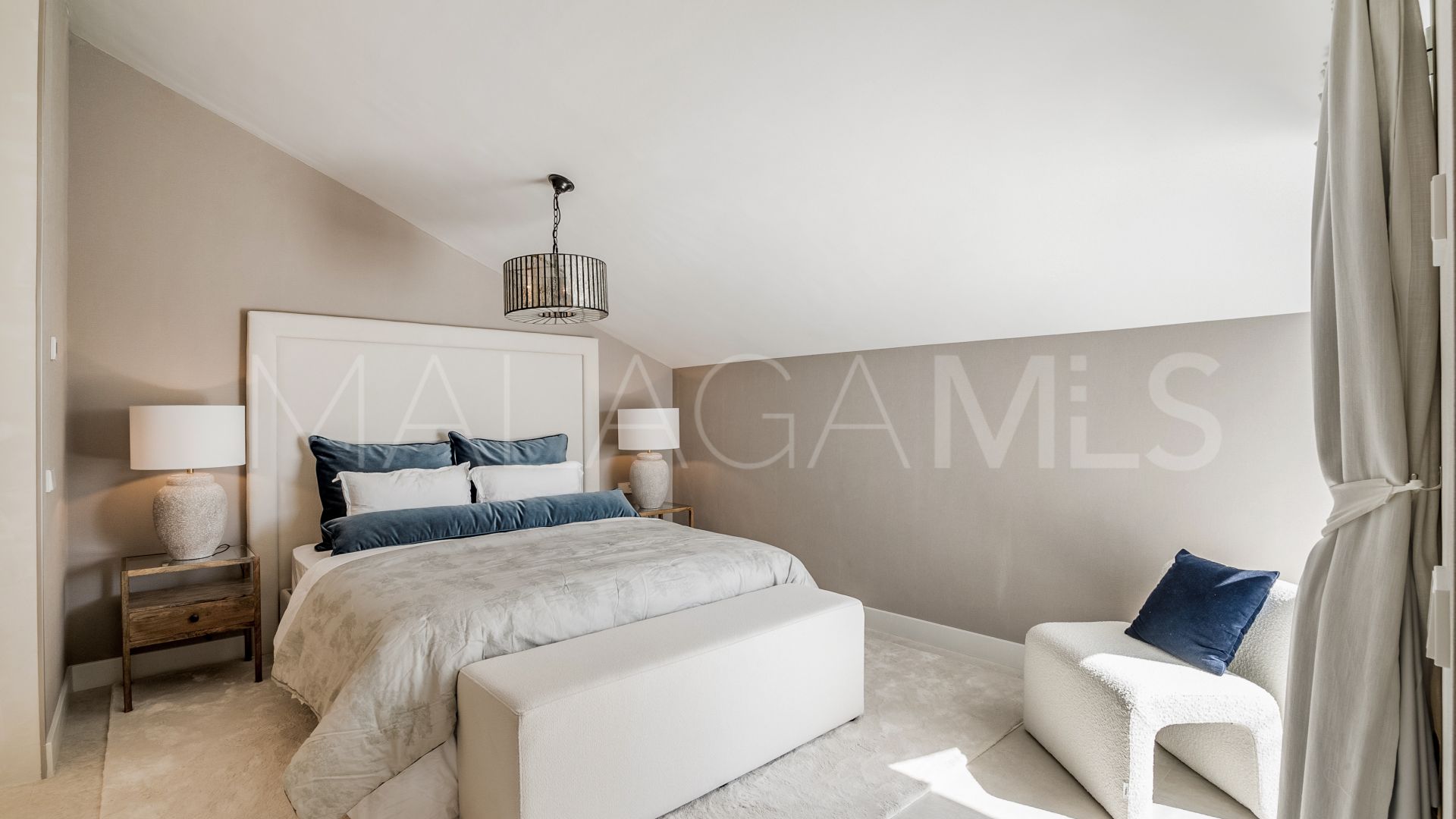 5 bedrooms duplex penthouse in Costa Nagüeles I for sale