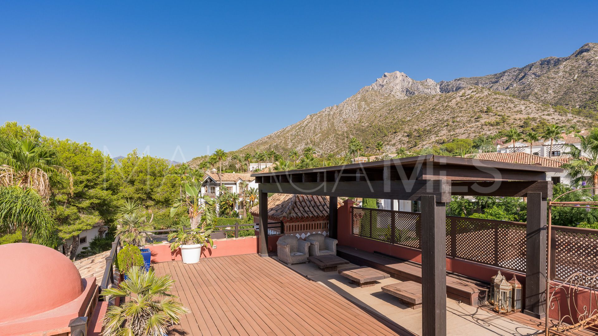 Villa for sale in Sierra Blanca