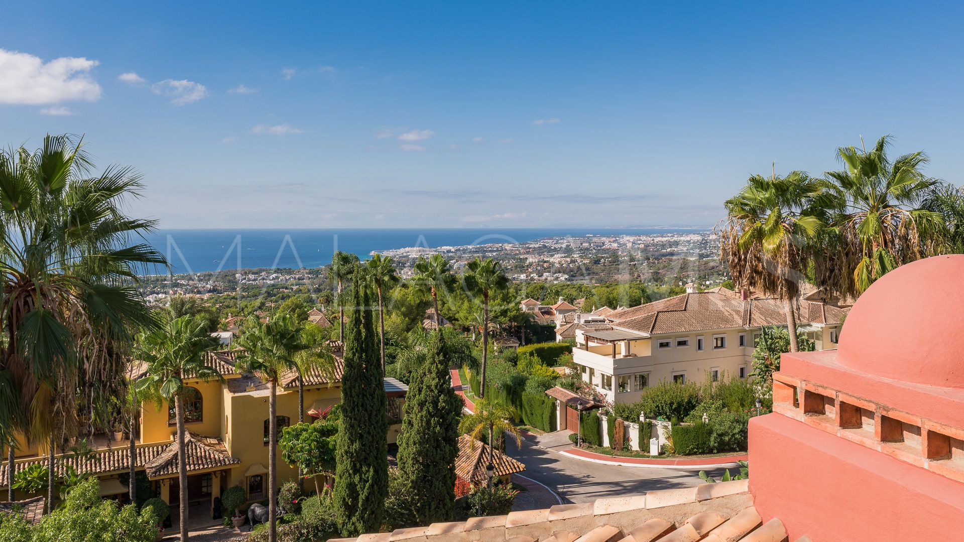 Villa for sale in Sierra Blanca