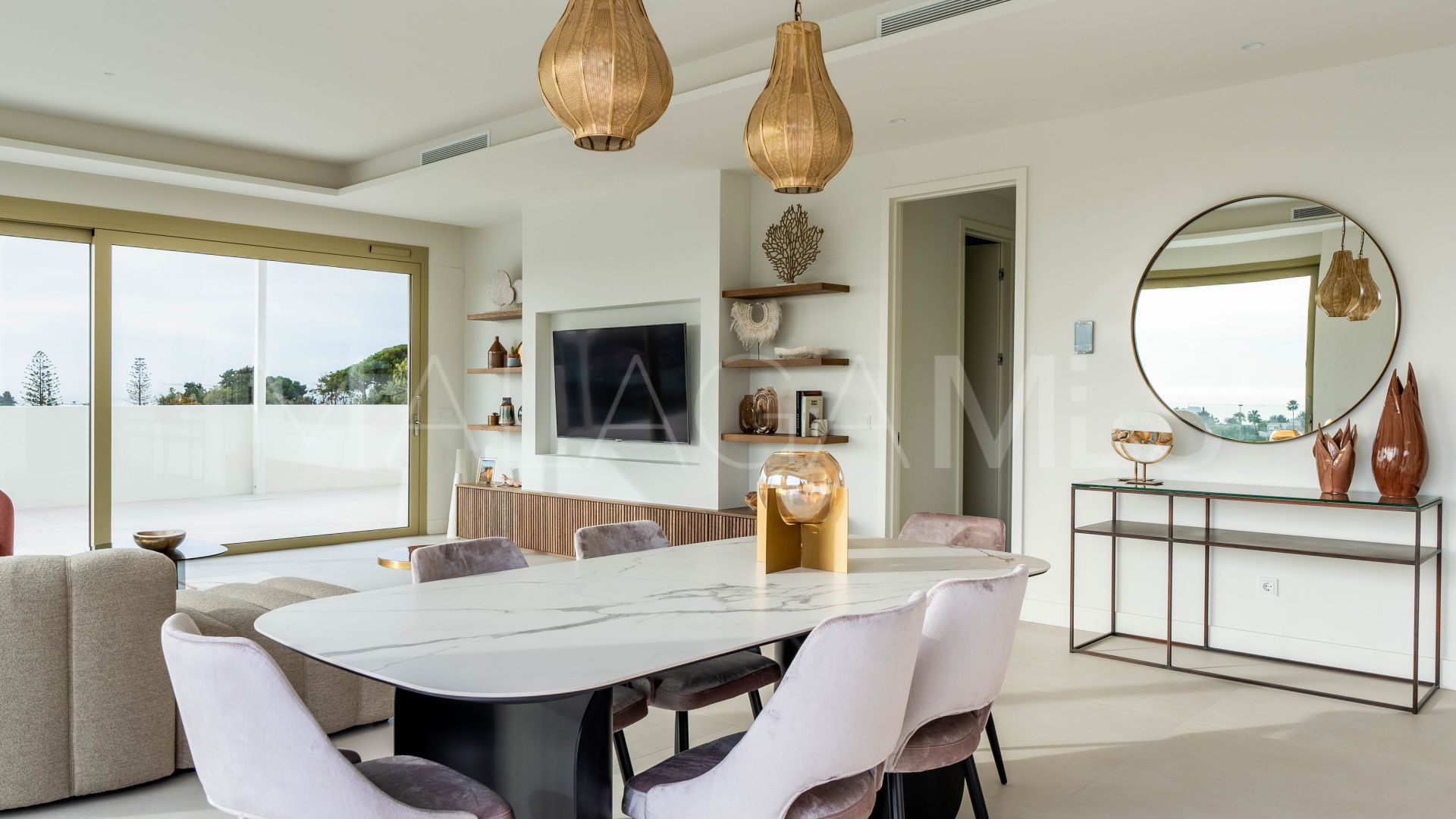 Duplex penthouse for sale in Benalús