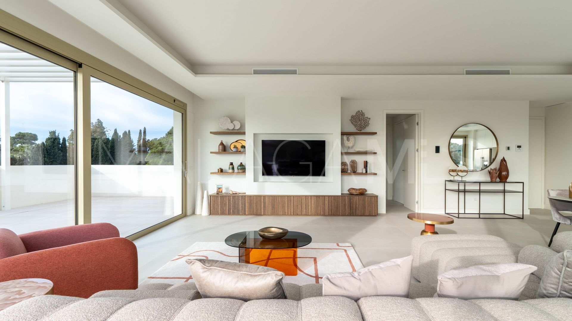 Duplex penthouse for sale in Benalús