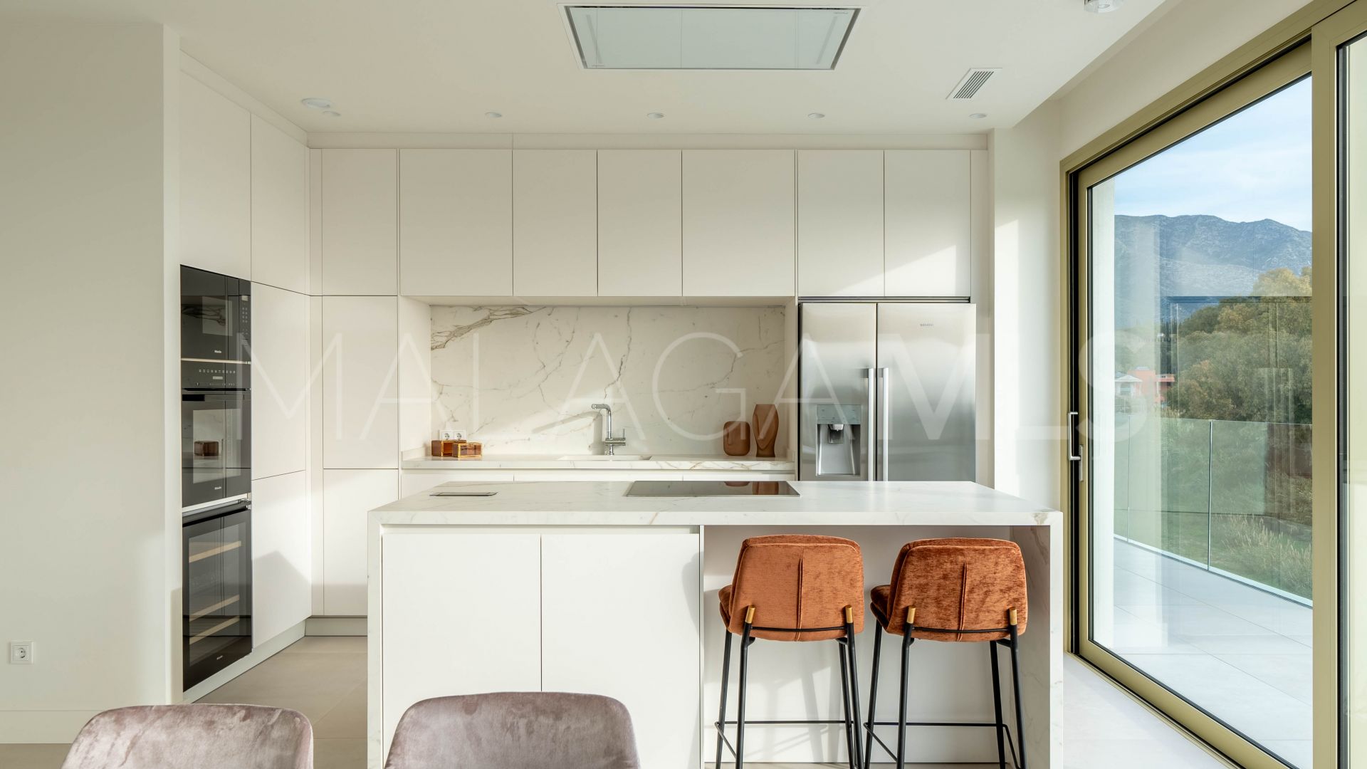 Duplex penthouse for sale in Benalús