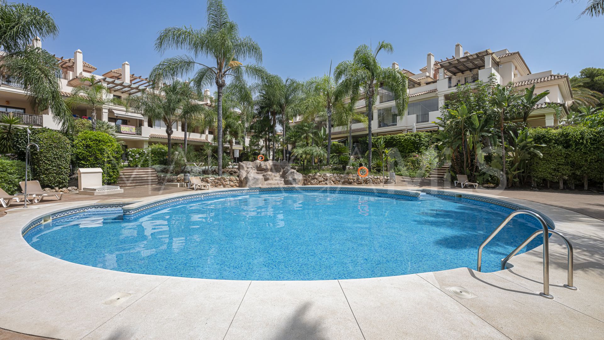 Appartement rez de chaussée for sale in El Palmeral
