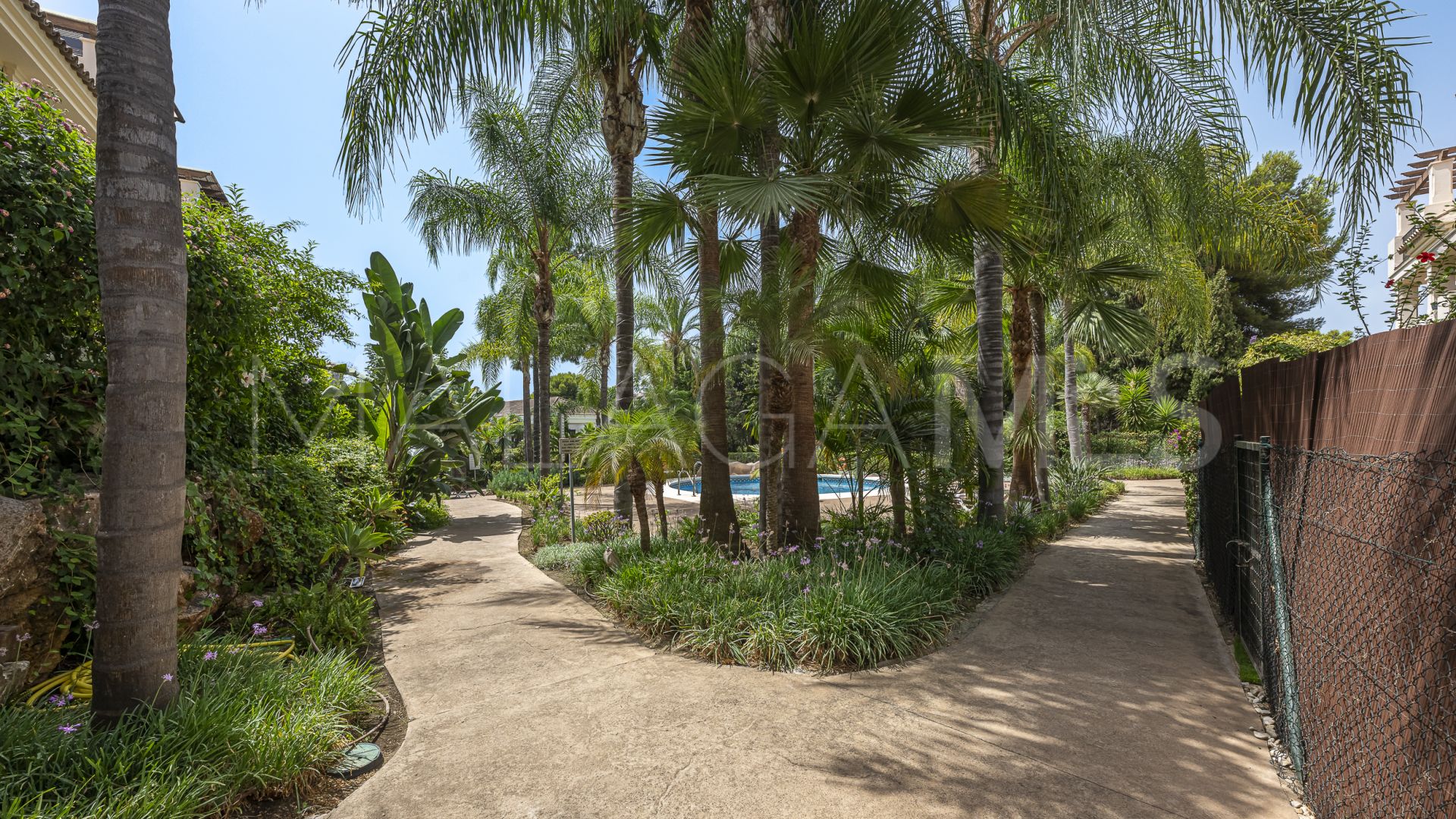 Appartement rez de chaussée for sale in El Palmeral
