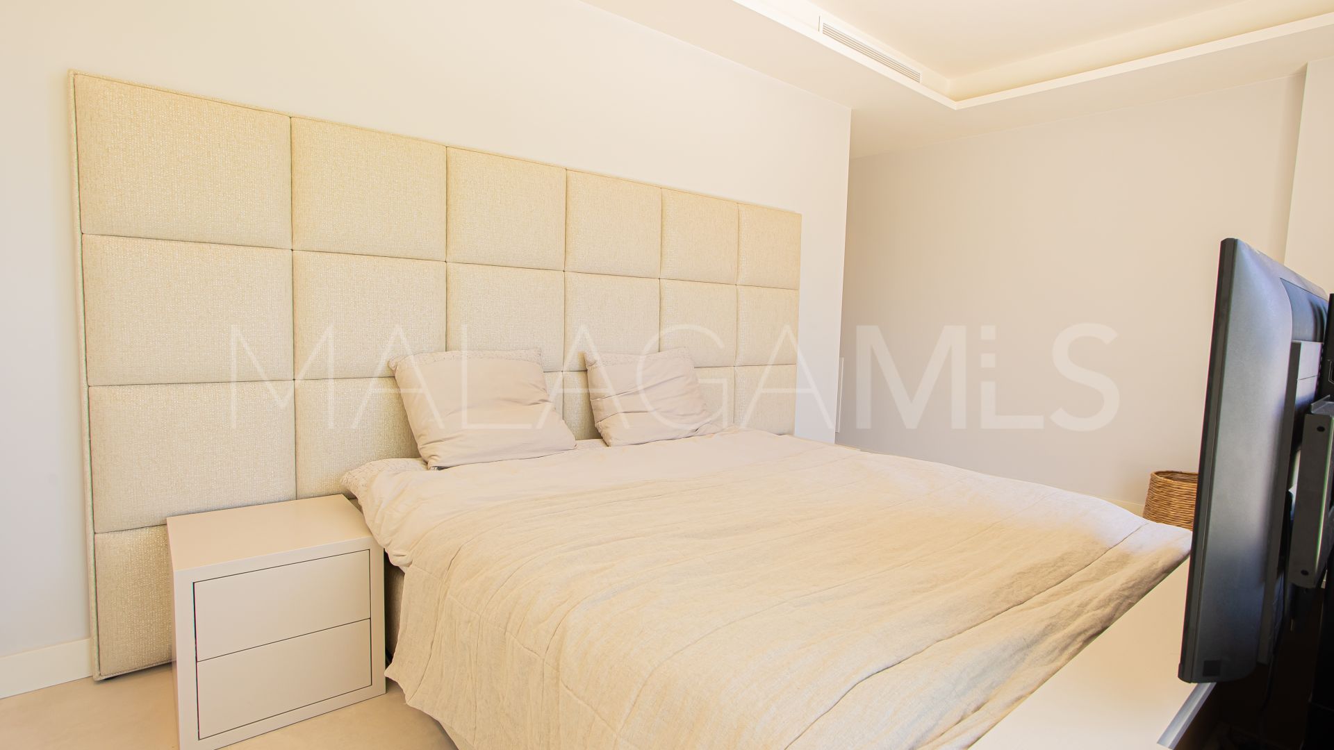 Duplex penthouse for sale in Benalús