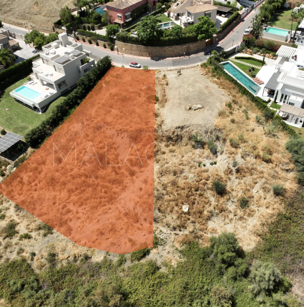 For sale plot in Nueva Andalucia