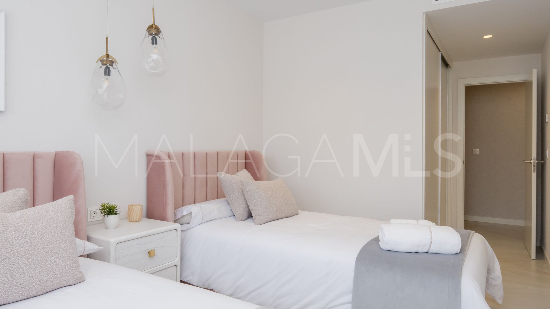 Town house for sale in Los Naranjos with 4 bedrooms