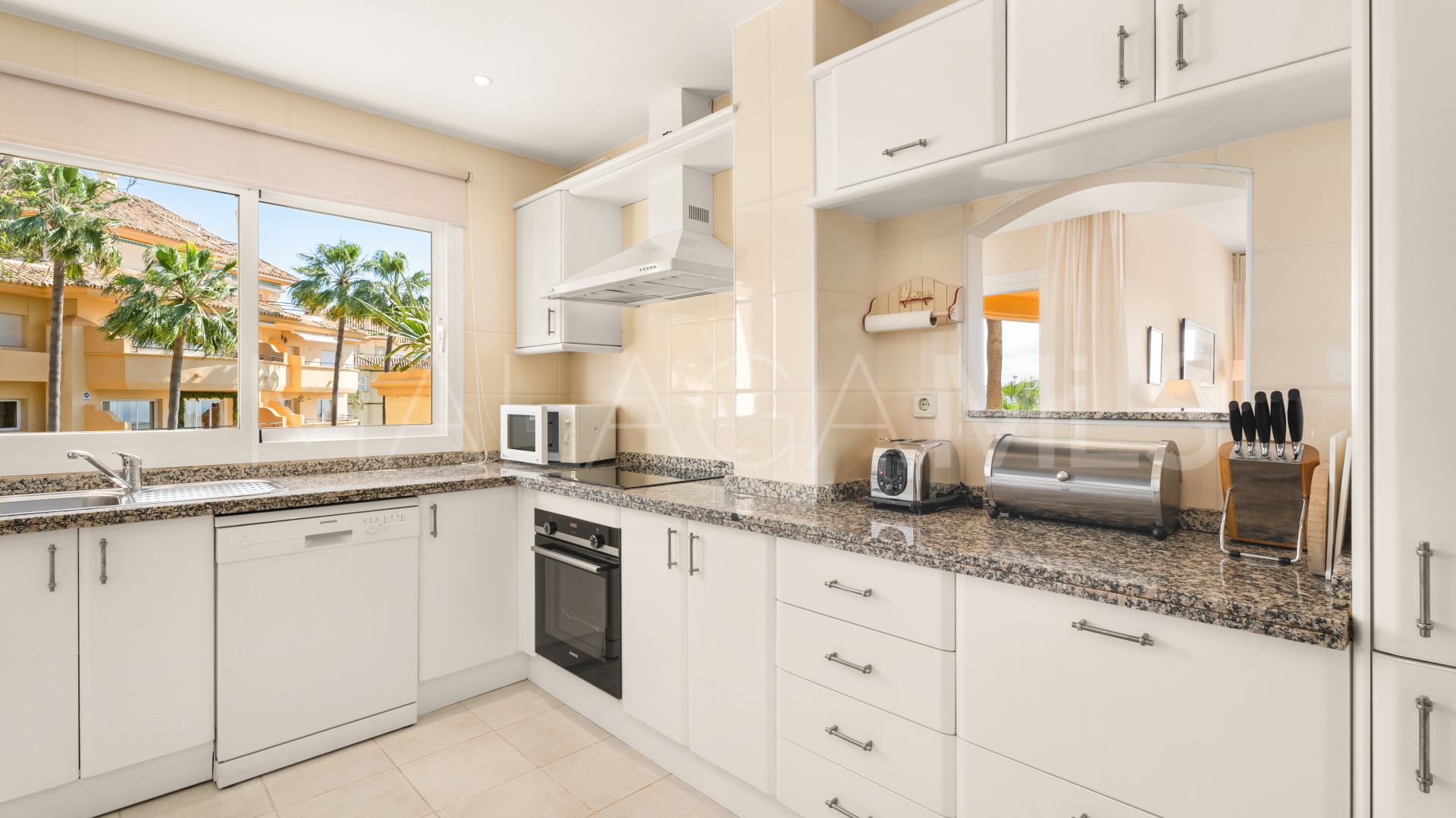 For sale Elviria Hills 2 bedrooms apartment