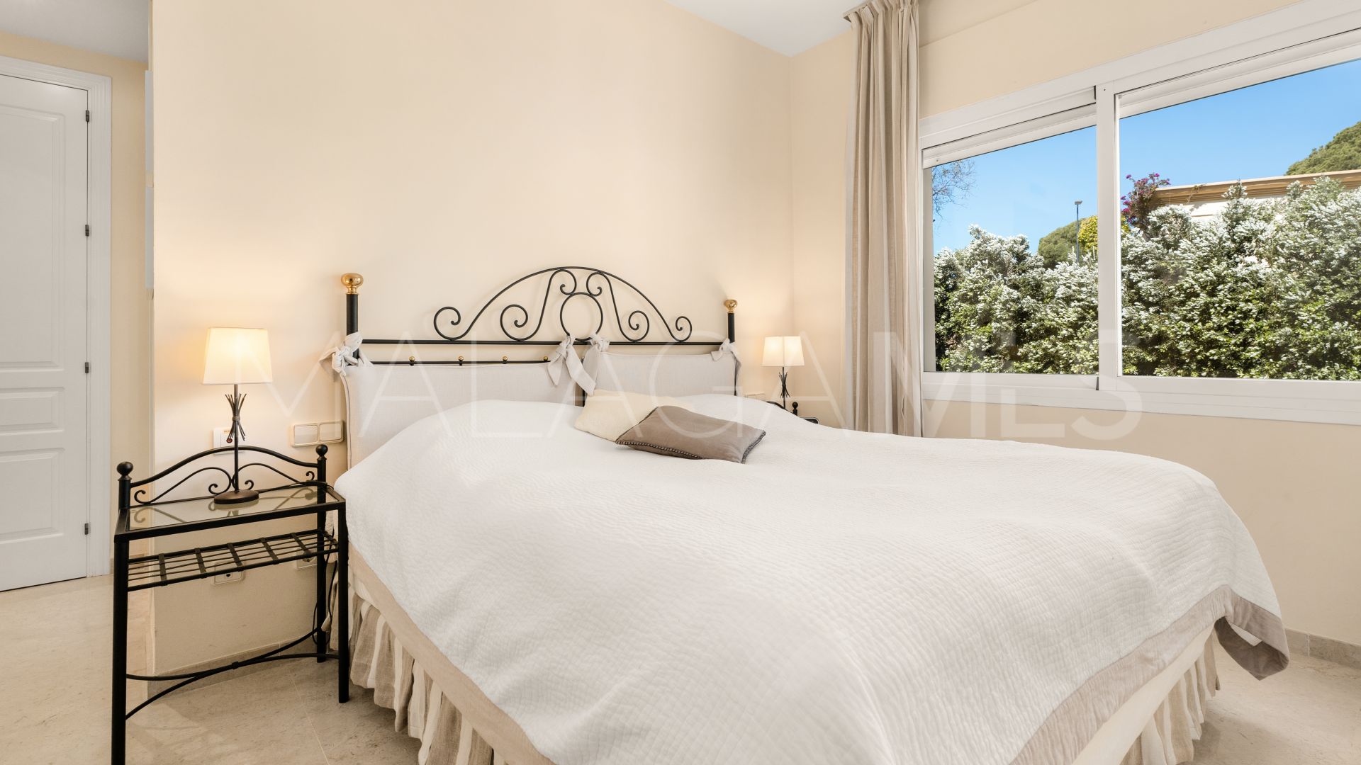 For sale Elviria Hills 2 bedrooms apartment