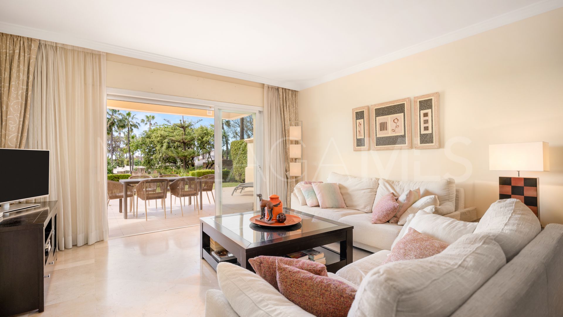 Markplanslägenhet for sale in Elviria Hills