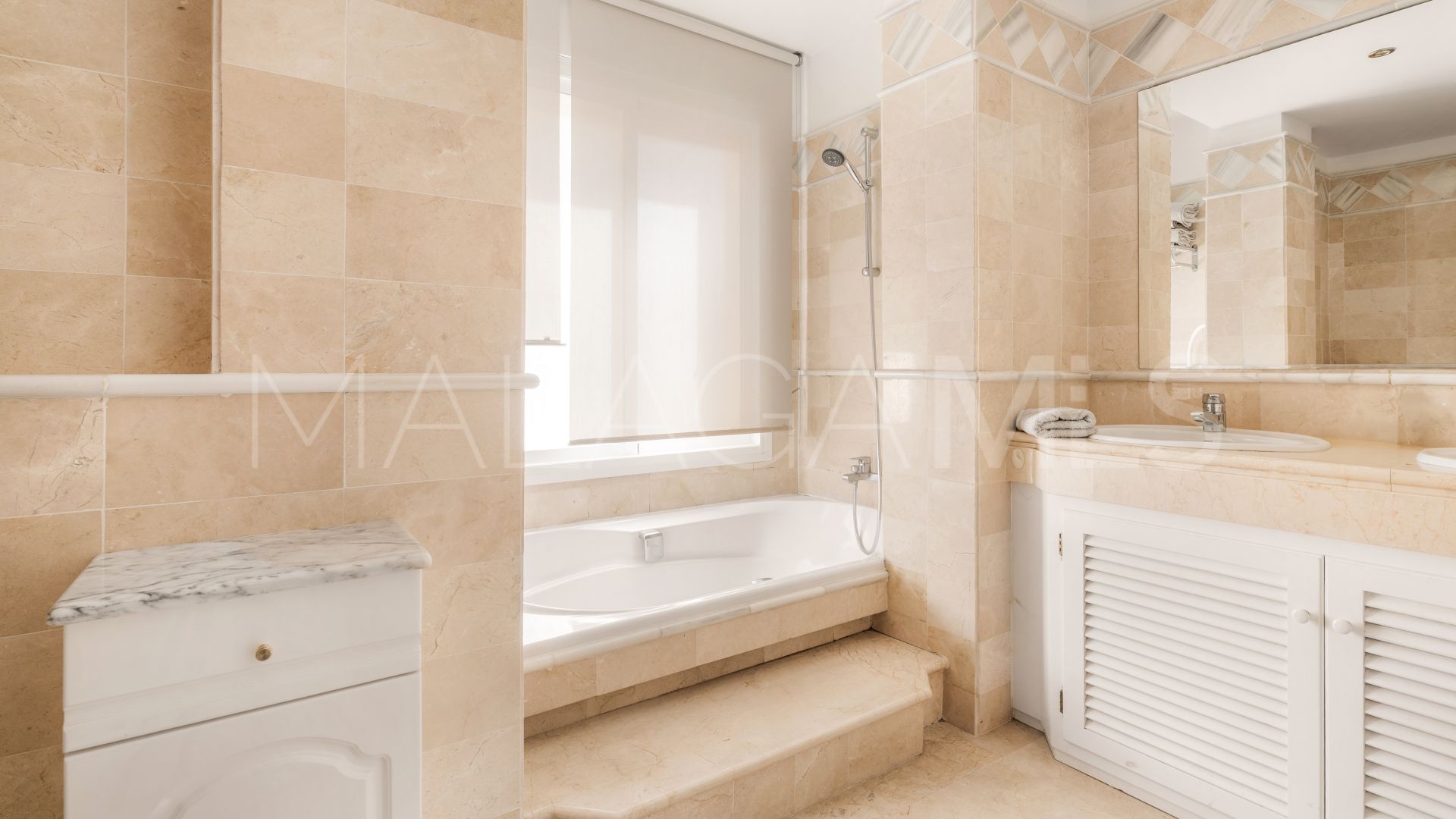 Markplanslägenhet for sale in Elviria Hills