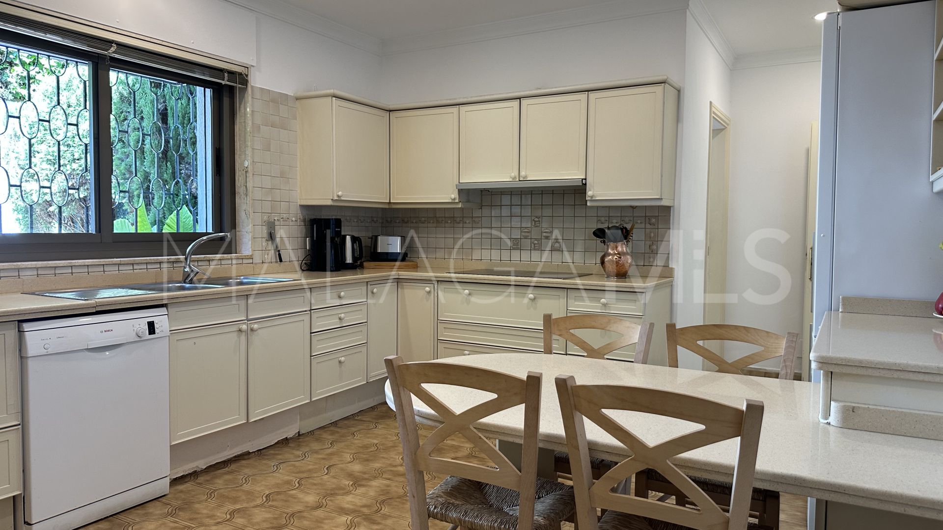 Maison for sale in Los Monteros