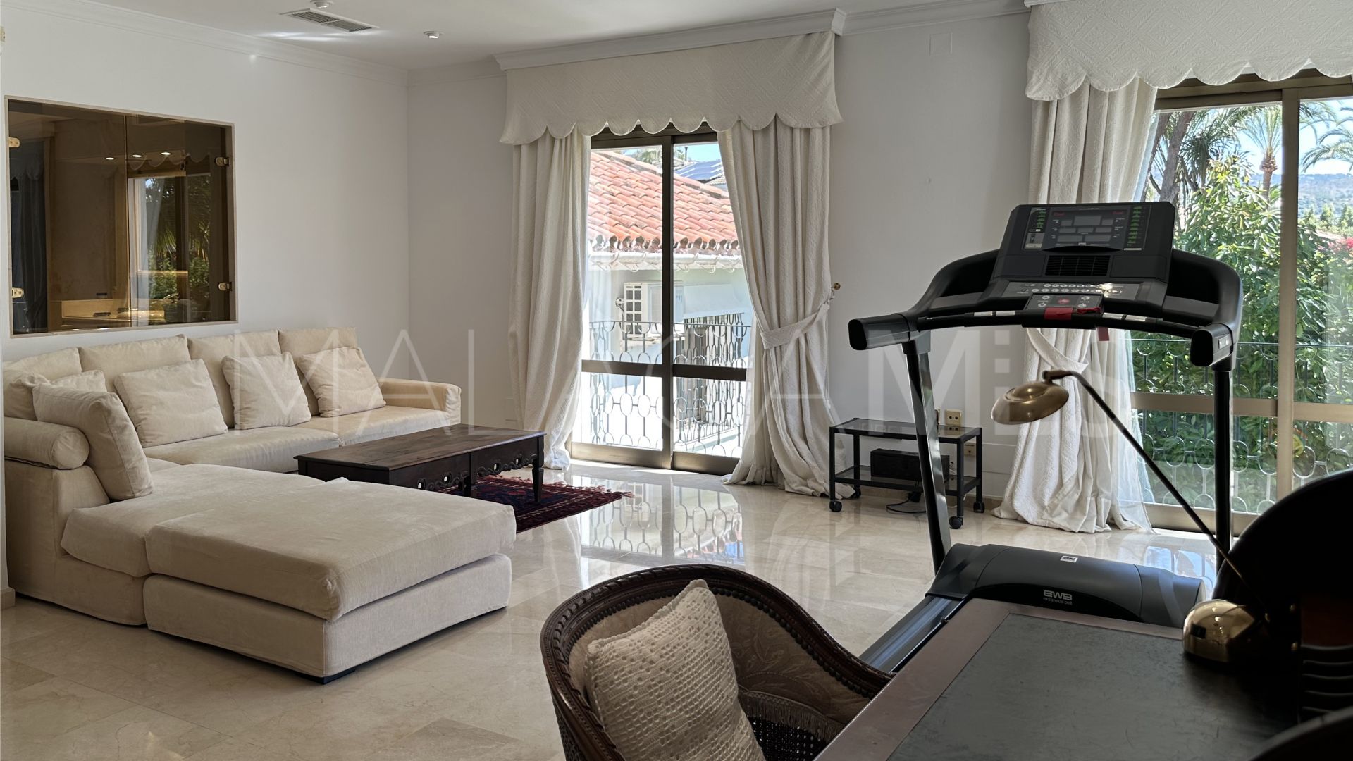 Maison for sale in Los Monteros