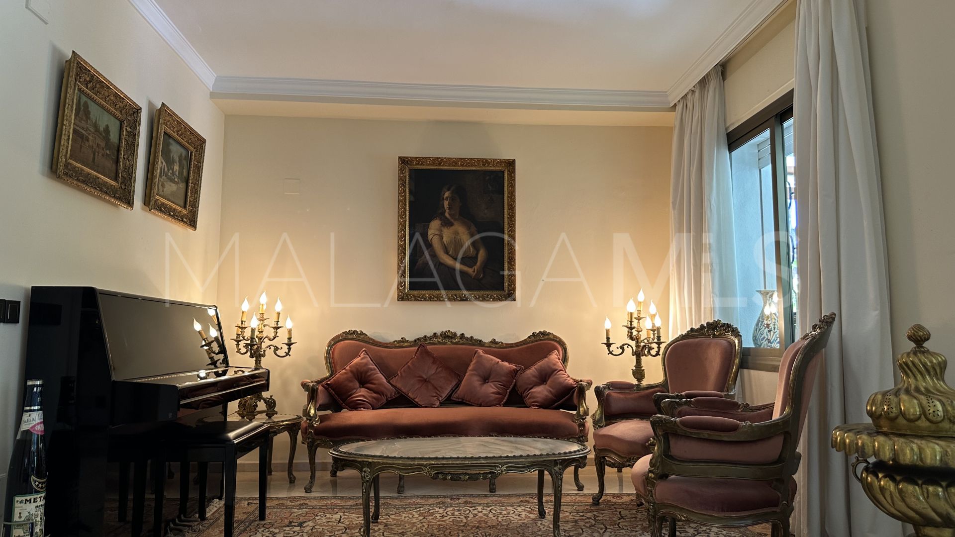Maison for sale in Los Monteros