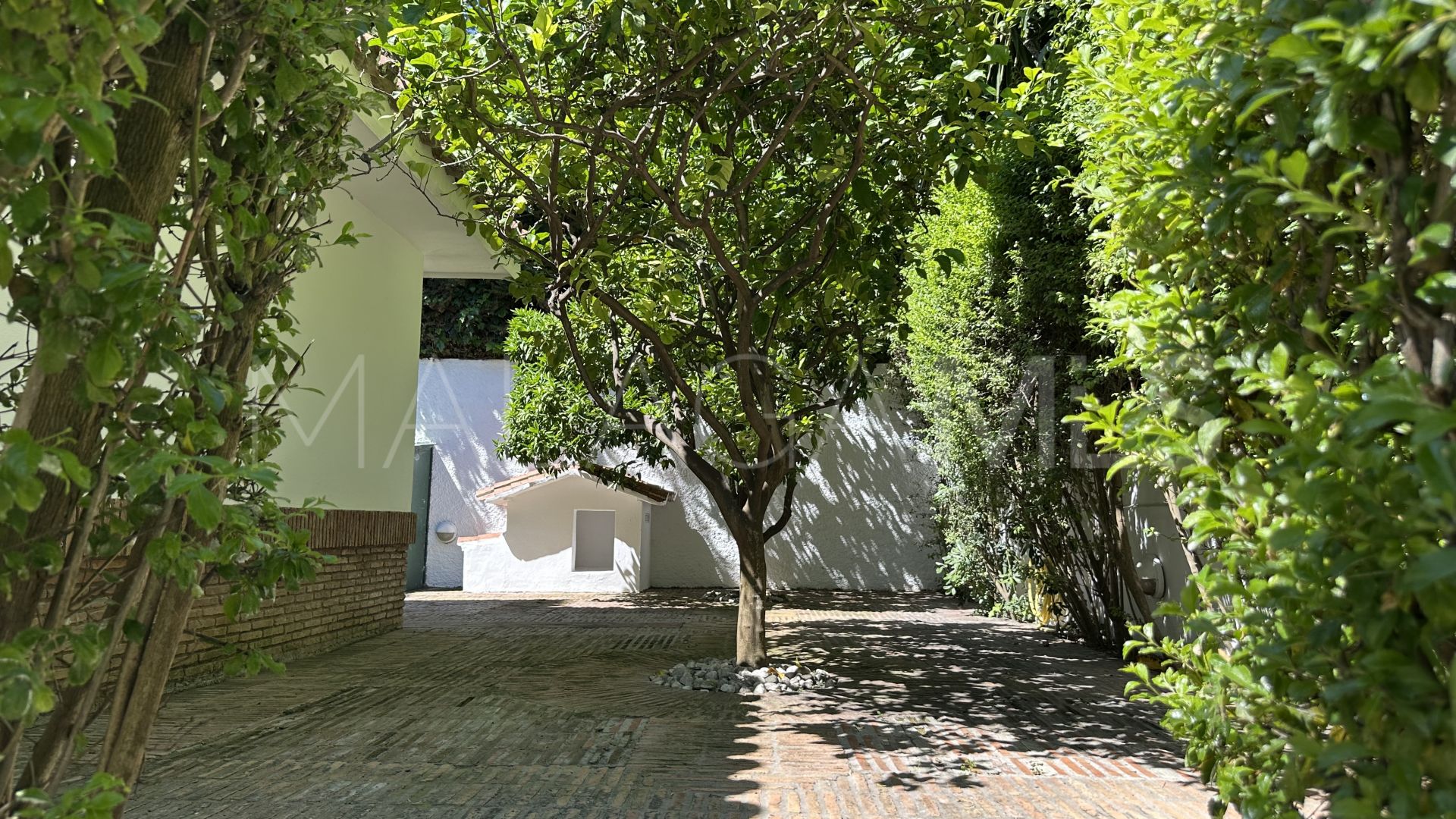 Maison for sale in Los Monteros