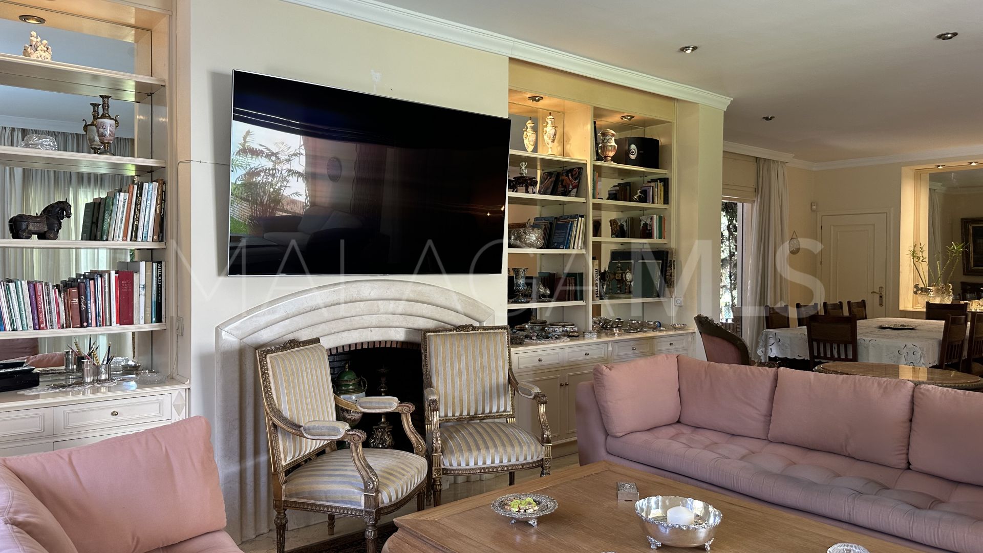 Maison for sale in Los Monteros