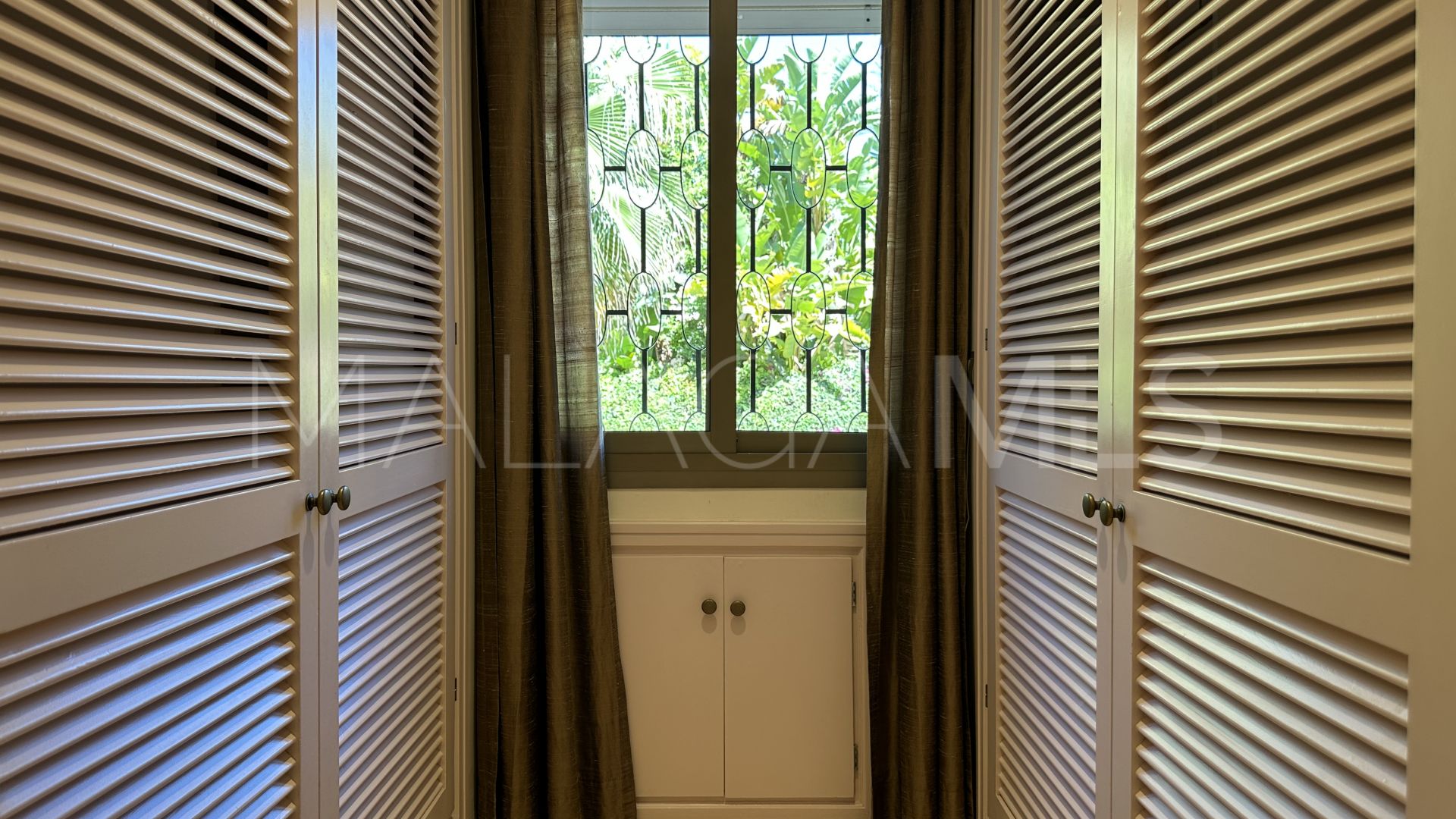 Maison for sale in Los Monteros