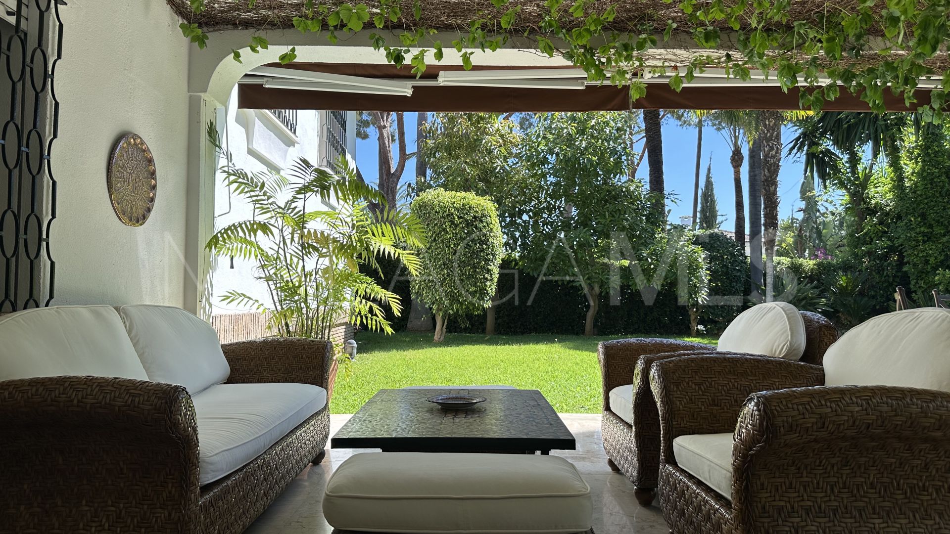 Maison for sale in Los Monteros