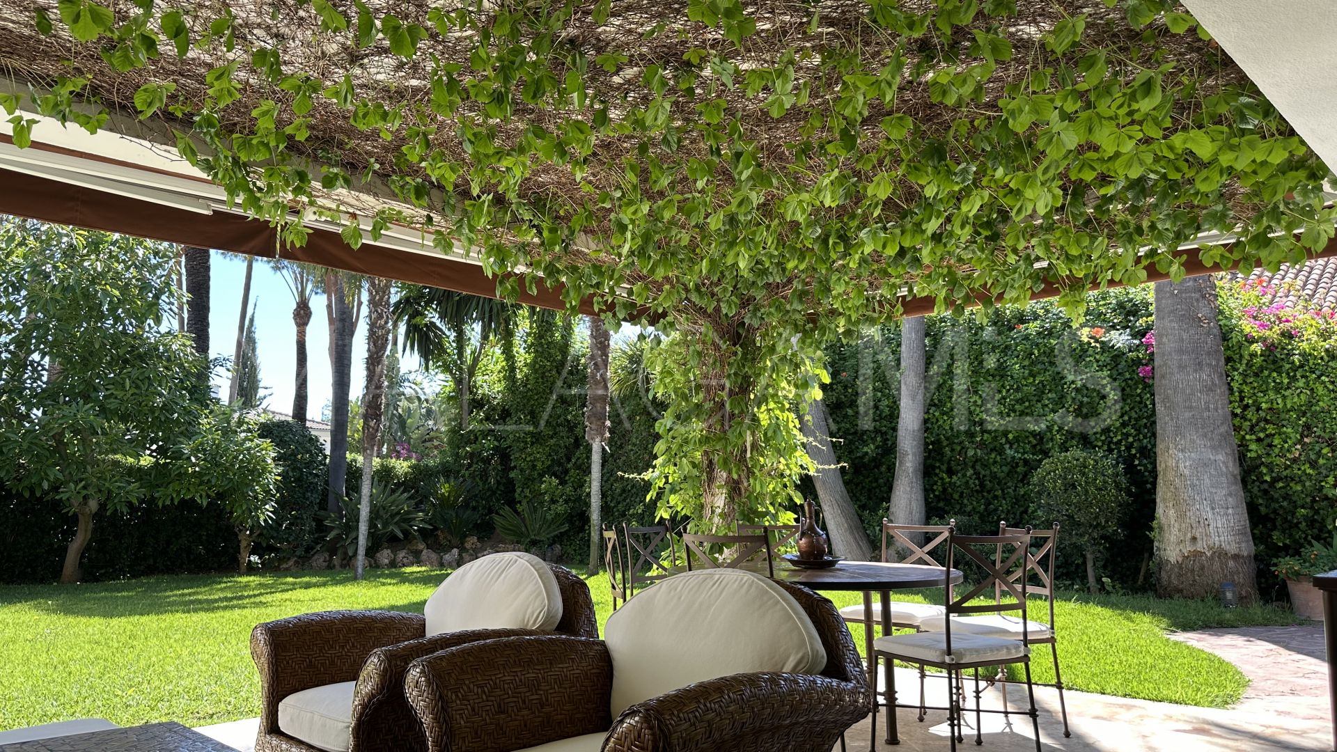 Maison for sale in Los Monteros
