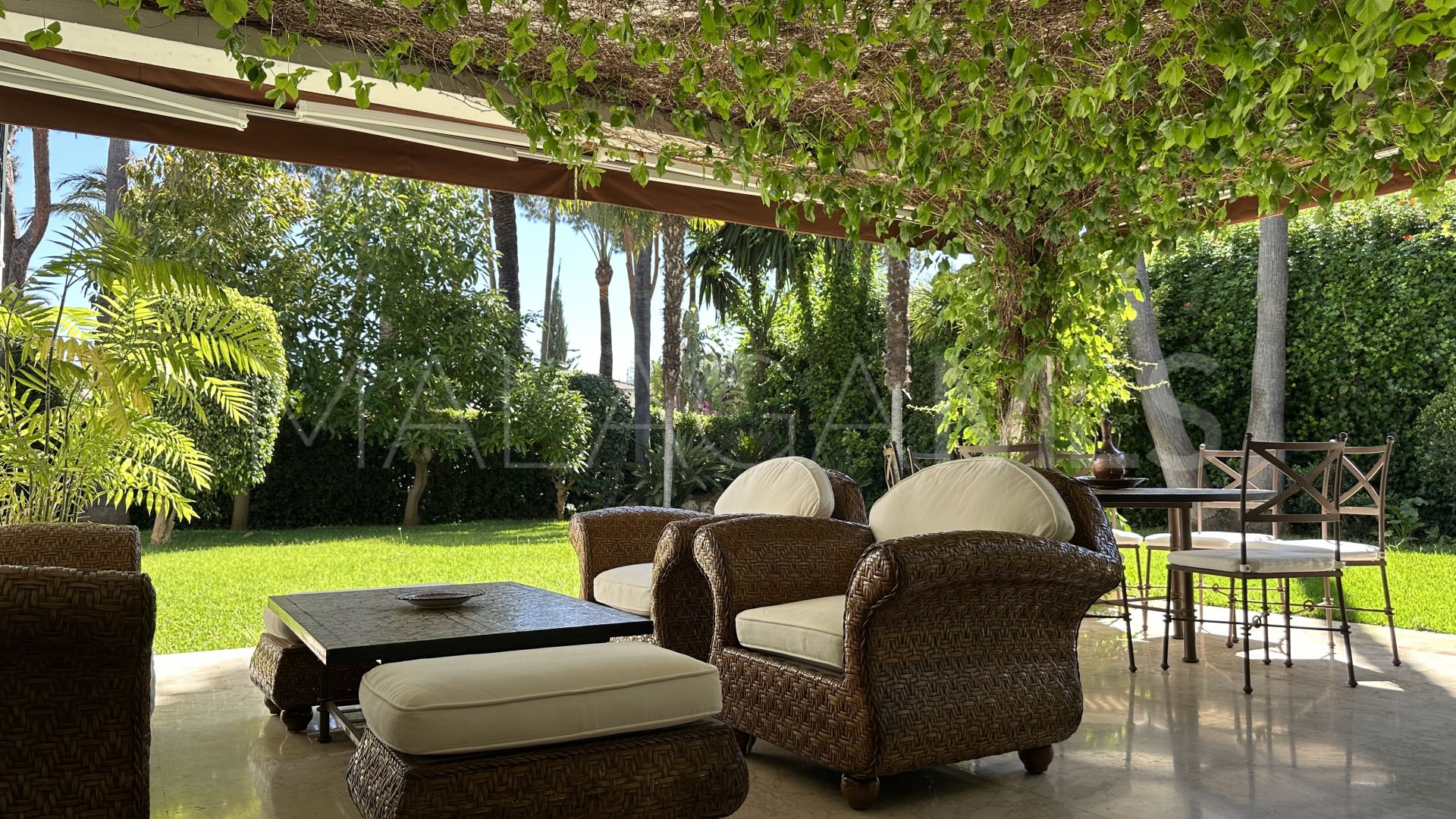 Maison for sale in Los Monteros