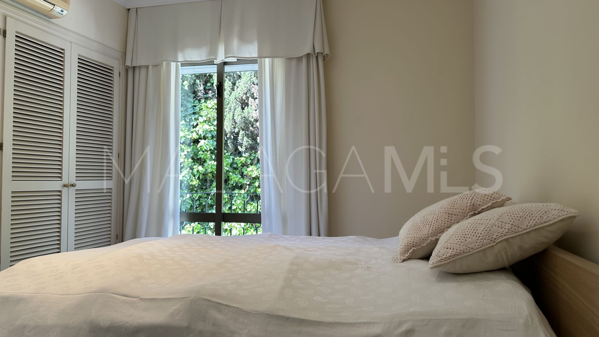 Maison for sale in Los Monteros